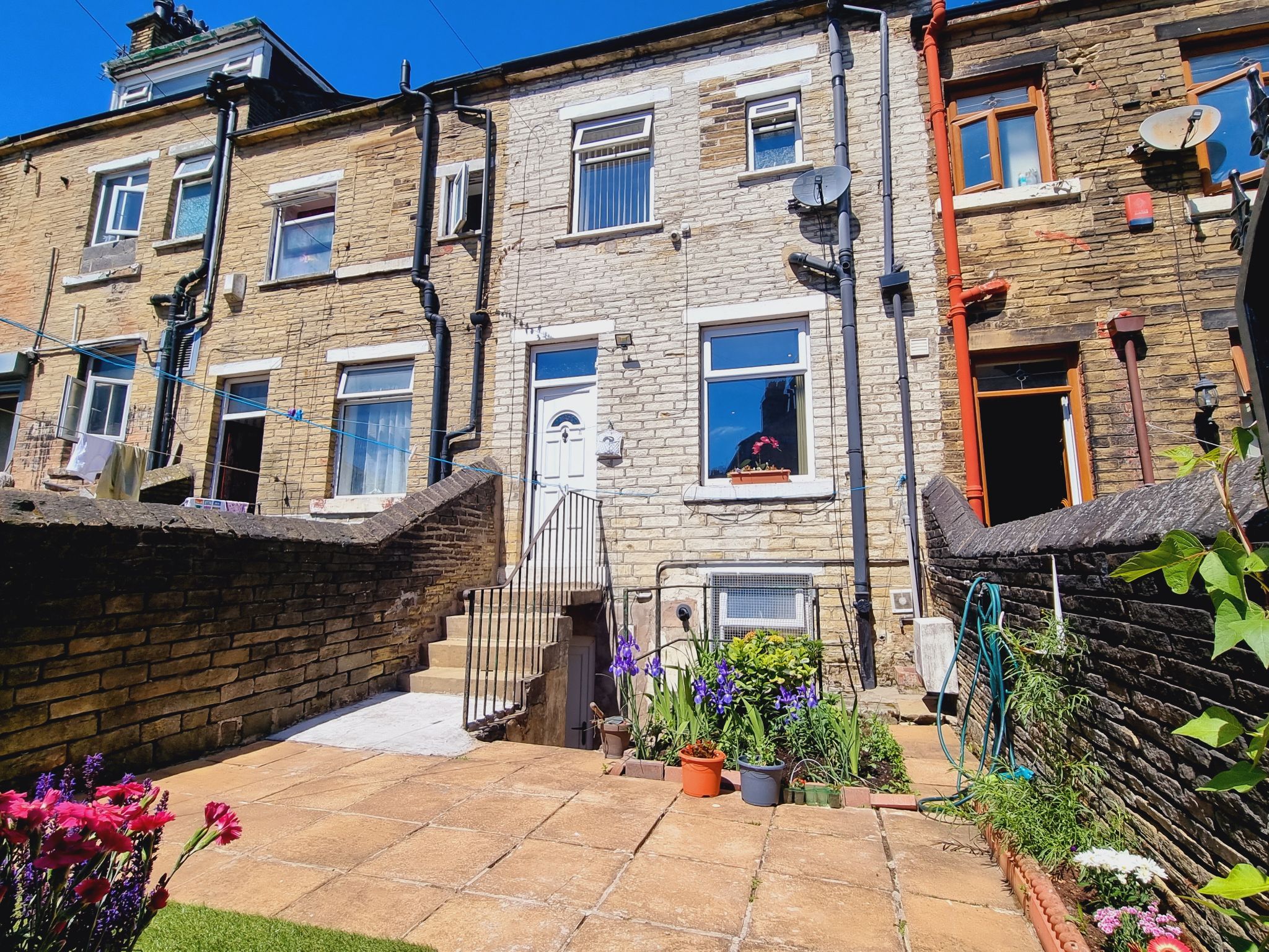 4 bedroom mid terraced house For Sale in Bradford - Rear elevation.