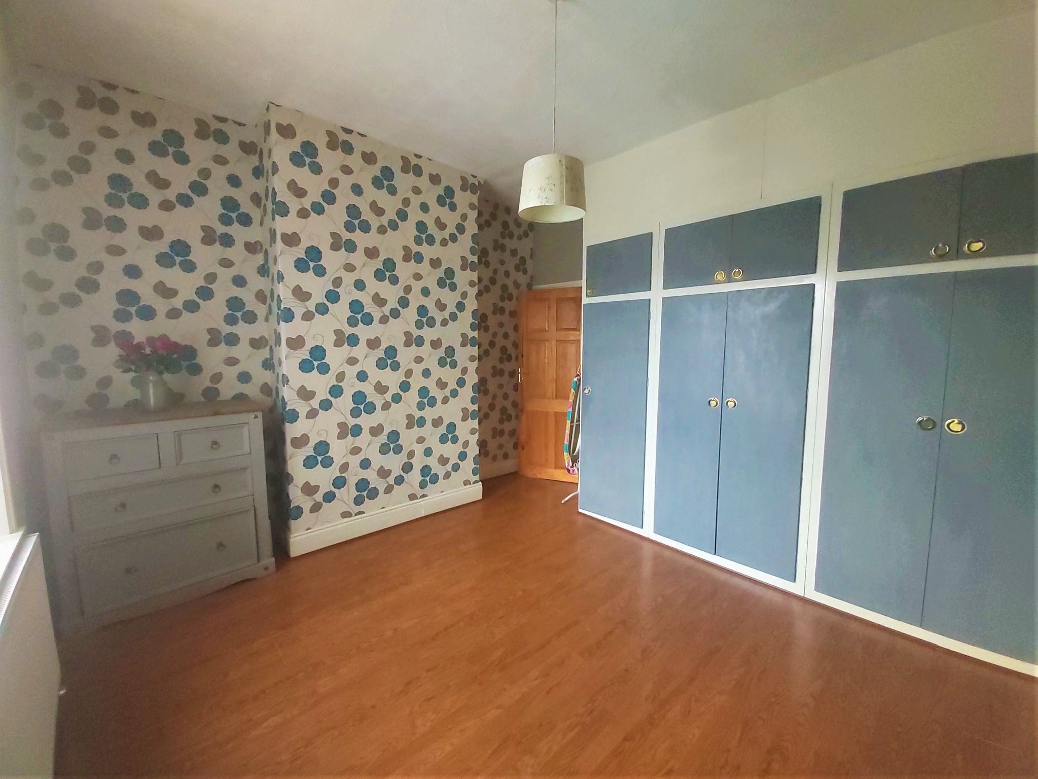 2 bedroom mid terraced house For Sale in Bradford - Photograph 6.