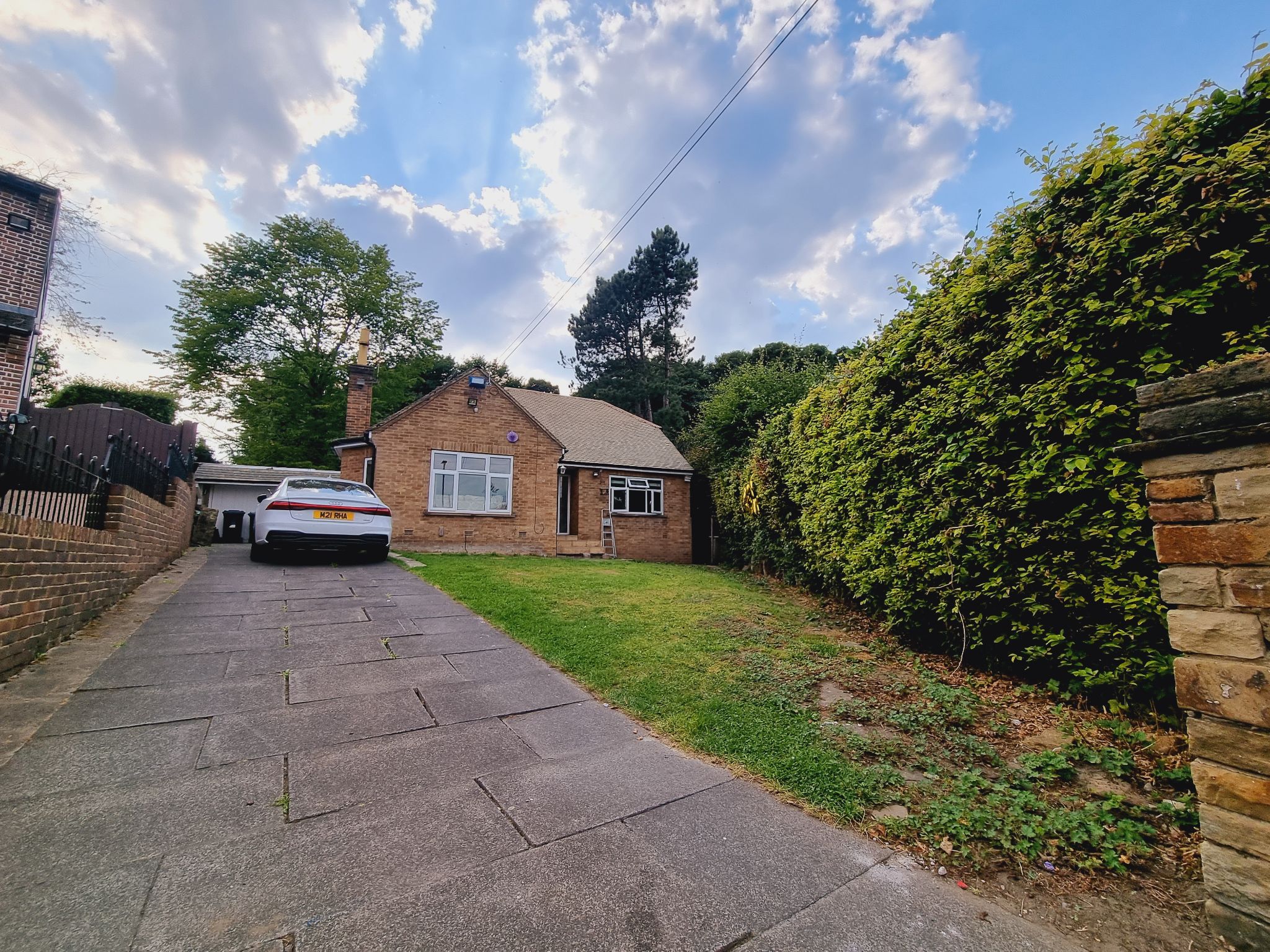 Ryelands Grove, Bradford, BD9 4 bedroom detached bungalow For Sale in