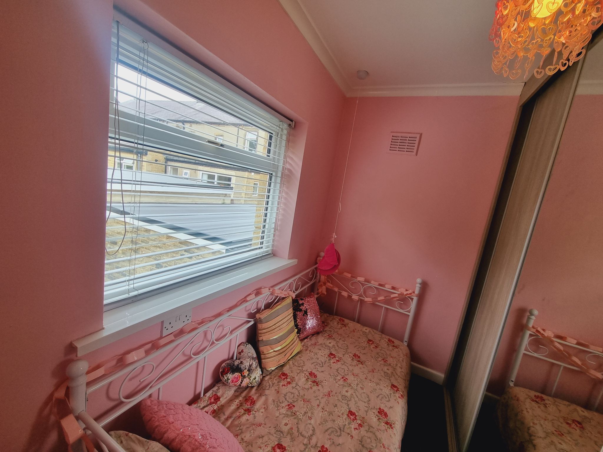 5 bedroom detached house For Sale in Bradford - Bedroom 5.