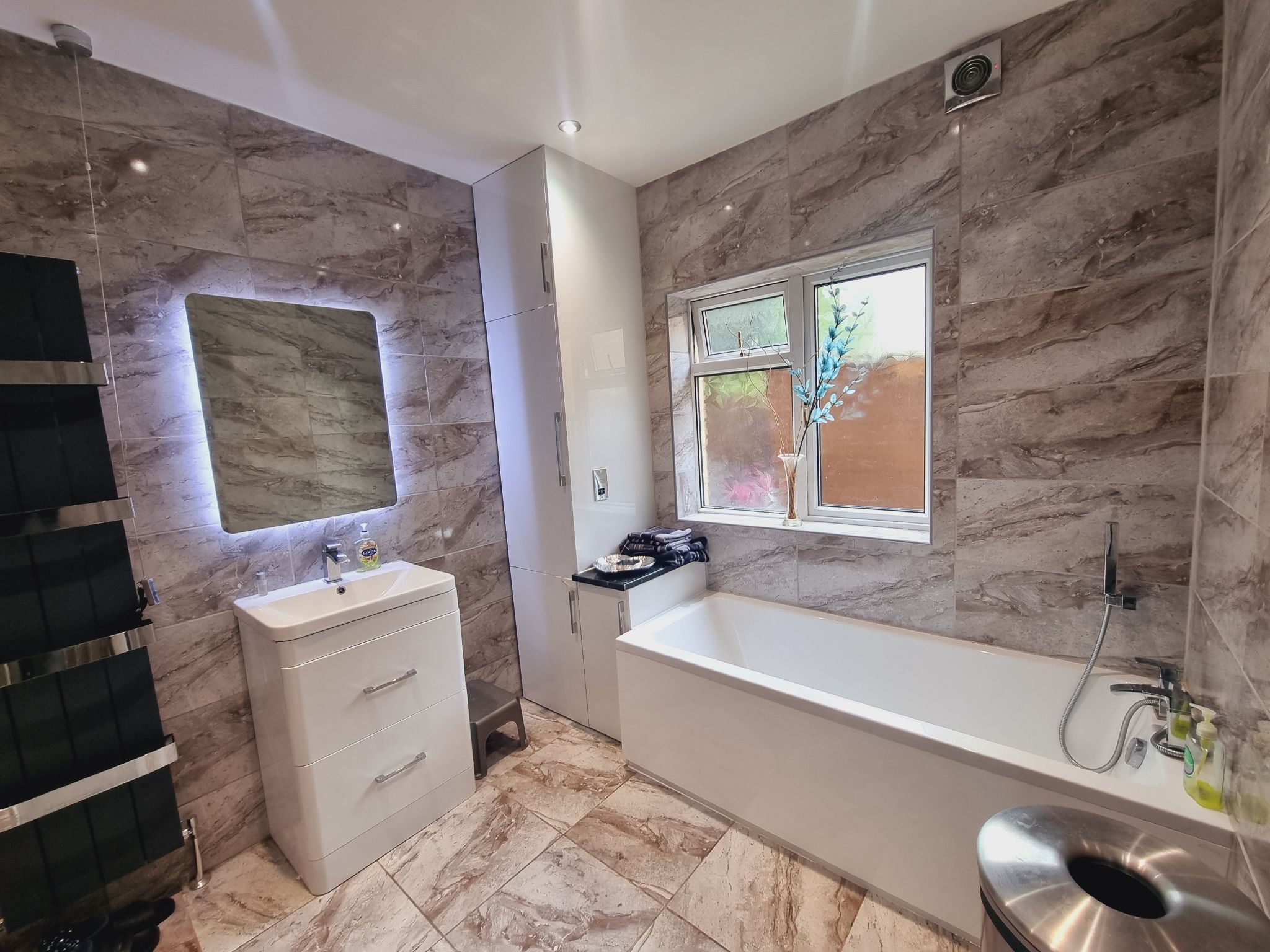 5 bedroom detached house For Sale in Bradford - Ground floor Bath/Shower Pic 2.