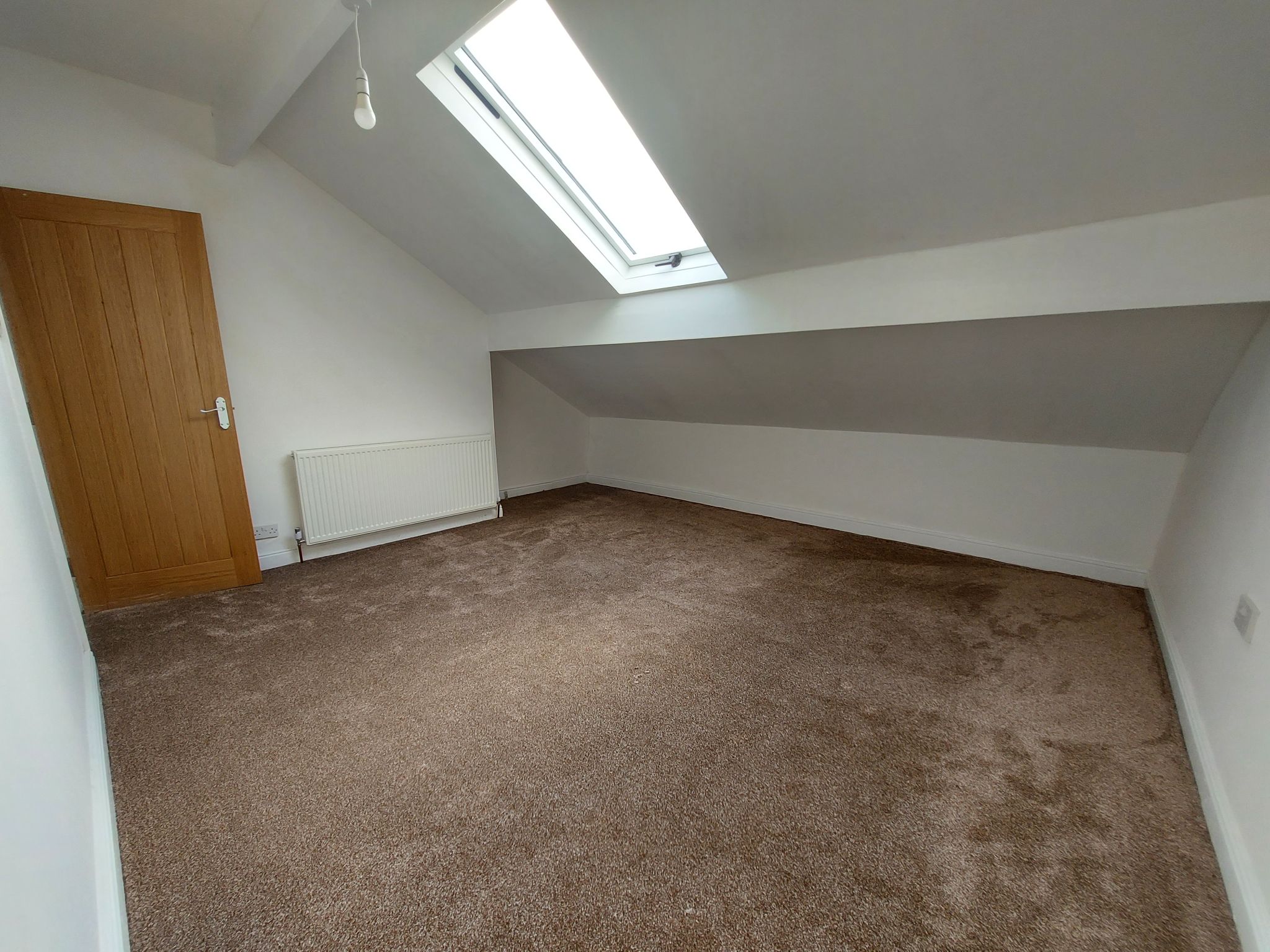 4 bedroom mid terraced house Let in Bradford - Photograph 28.