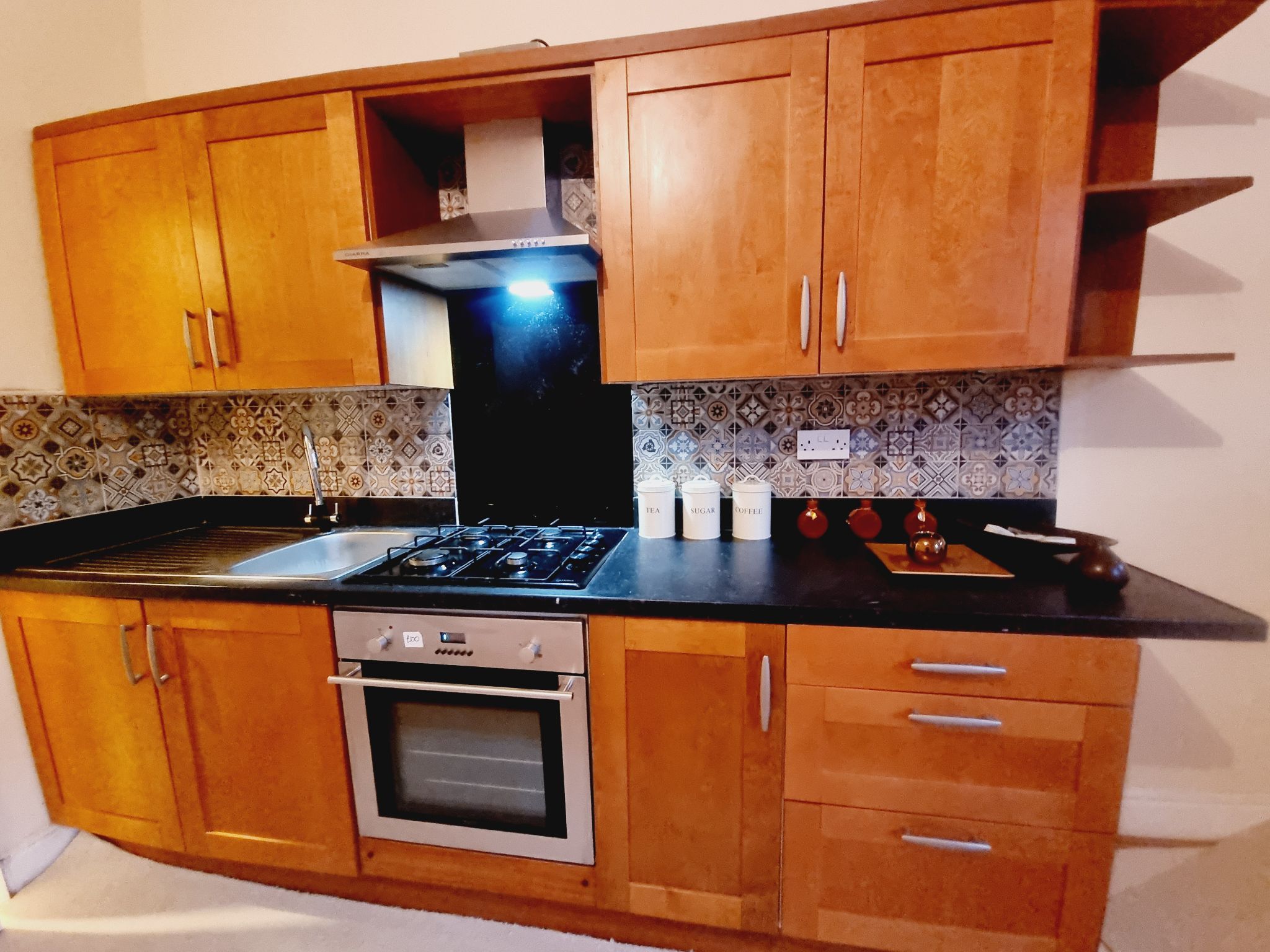 3 bedroom mid terraced house To Let in Bradford - Property photograph.