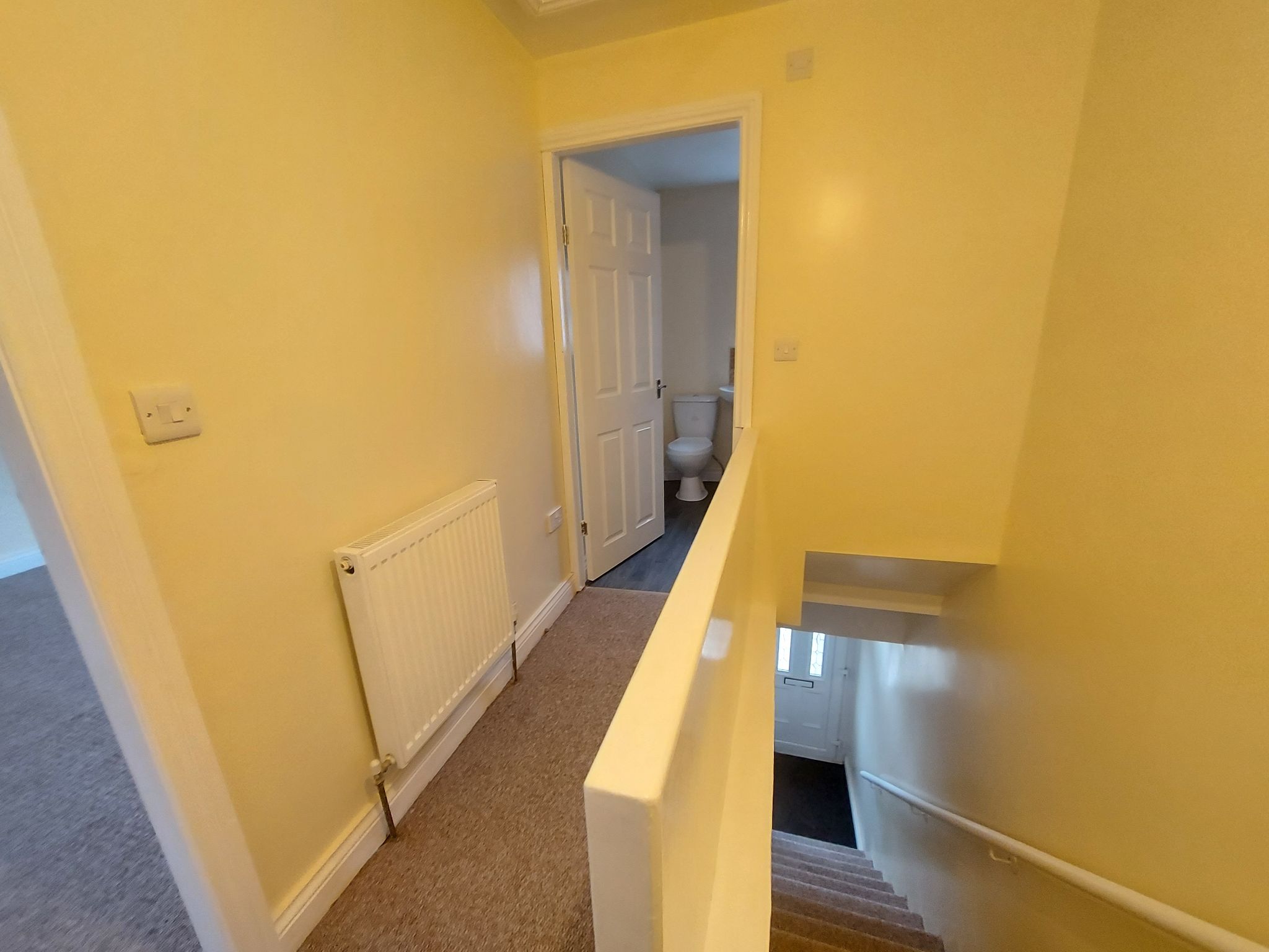 1 bedroom mid terraced house To Let in Bradford - Photograph 13.