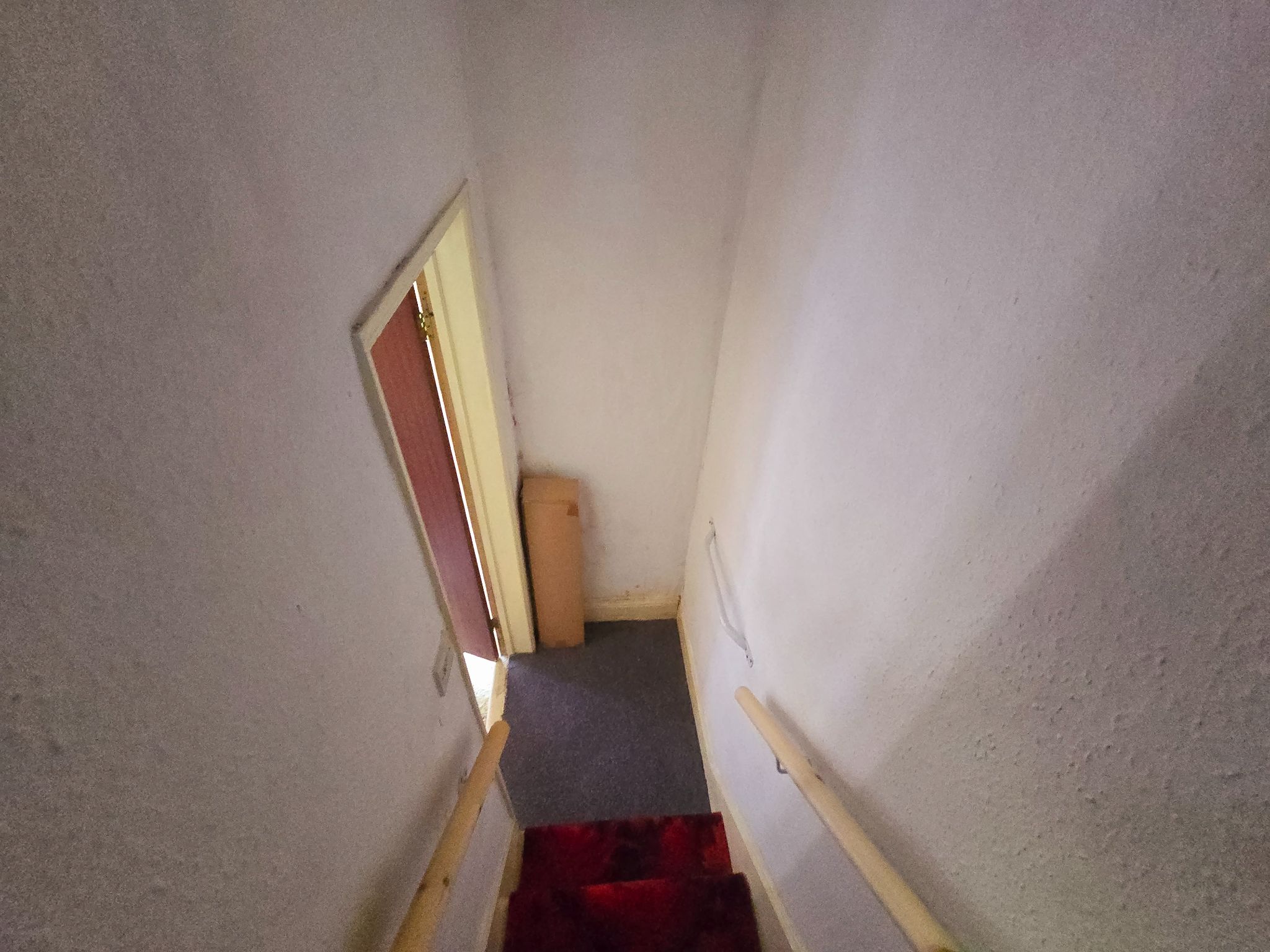 2 bedroom semi-detached house For Sale in Bradford - Photograph 5.