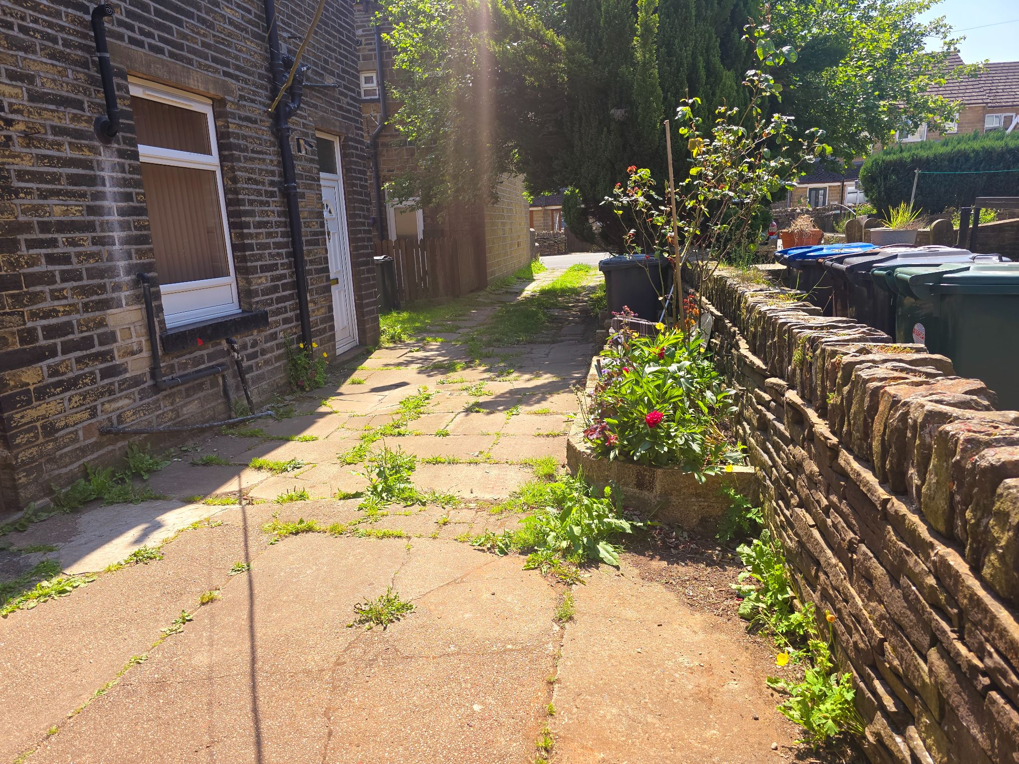 2 bedroom semi-detached house For Sale in Bradford - Photograph 15.