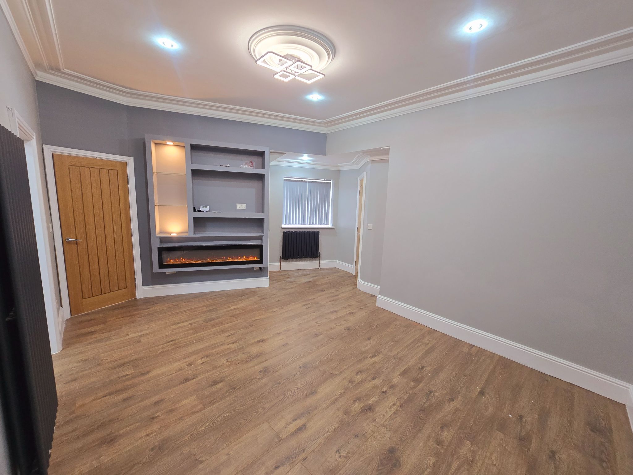 5 bedroom end terraced house For Sale in Bradford - Property photograph.