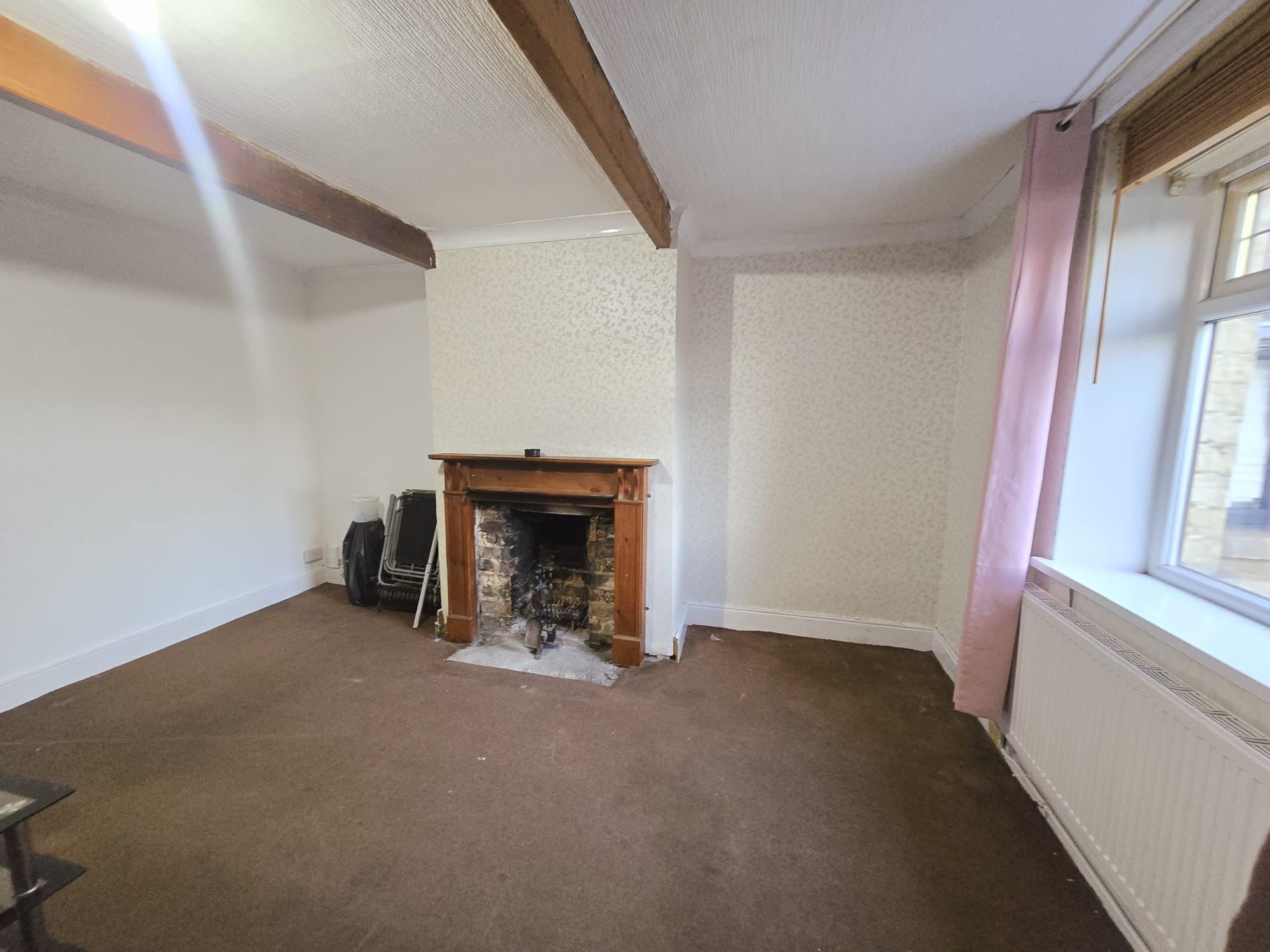2 bedroom cottage house To Let in Bradford - Property photograph.