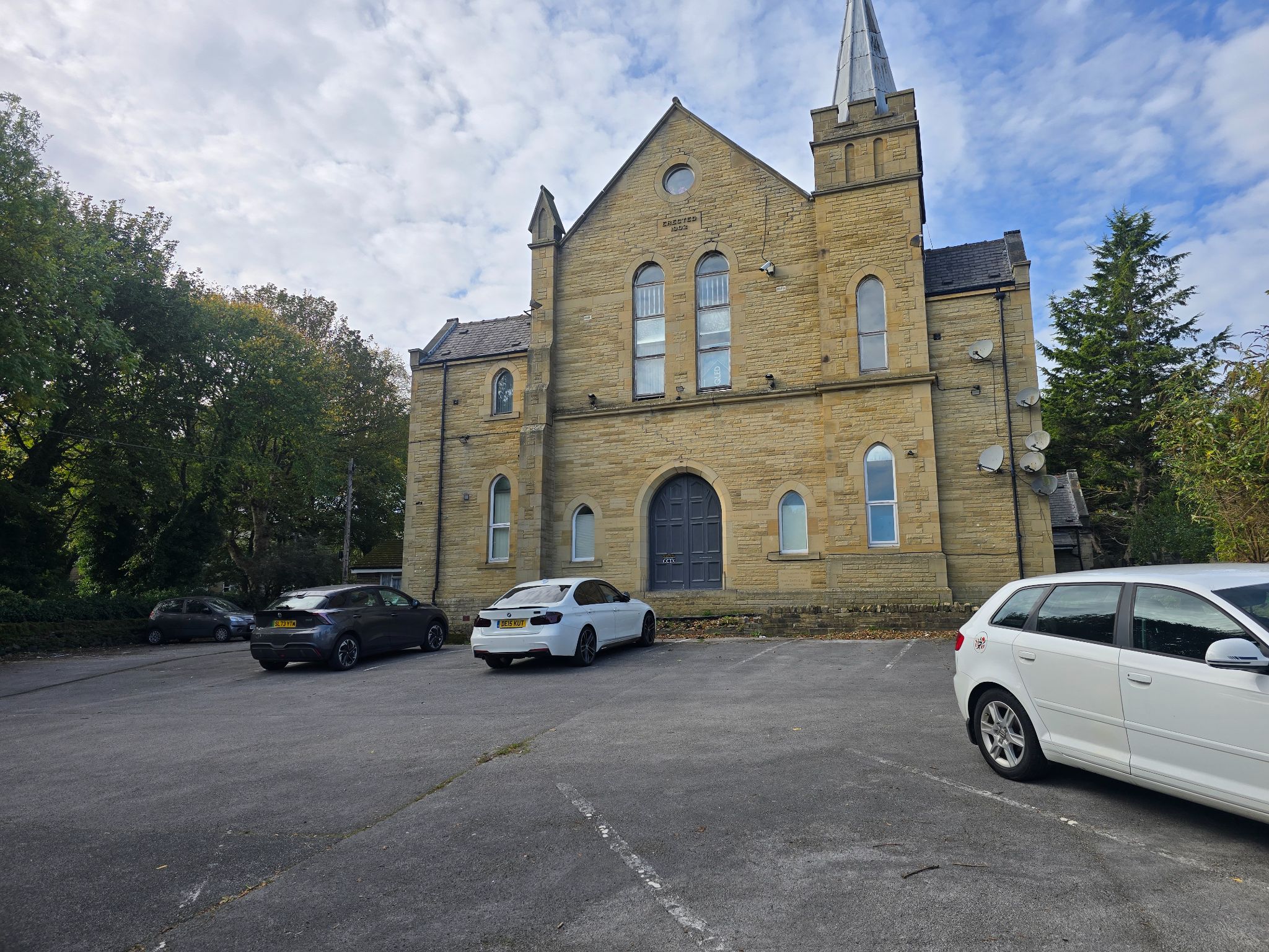 2 bedroom apartment flat/apartment For Sale in Bradford - Photograph 1.