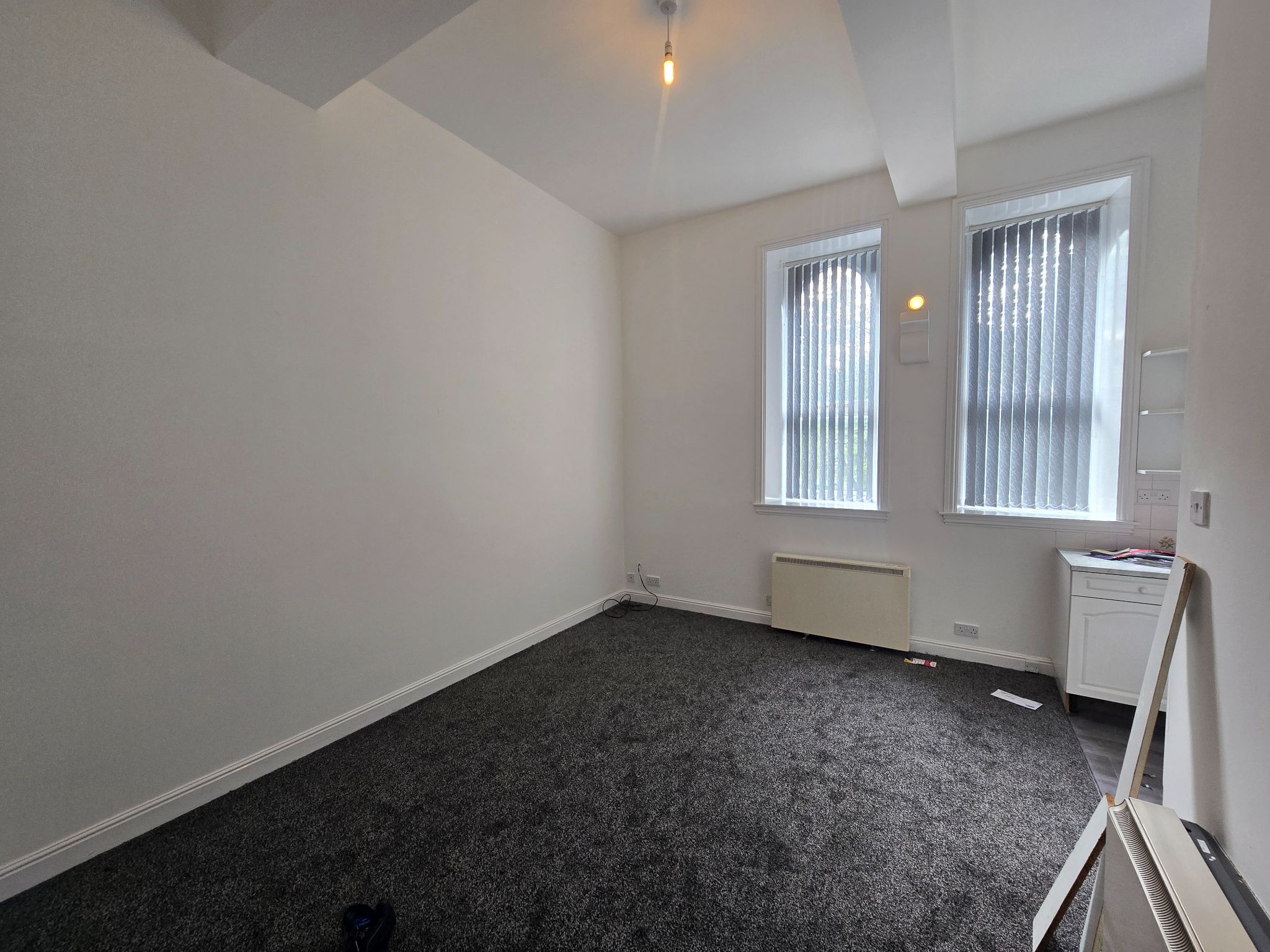 2 bedroom apartment flat/apartment For Sale in Bradford - Photograph 2.