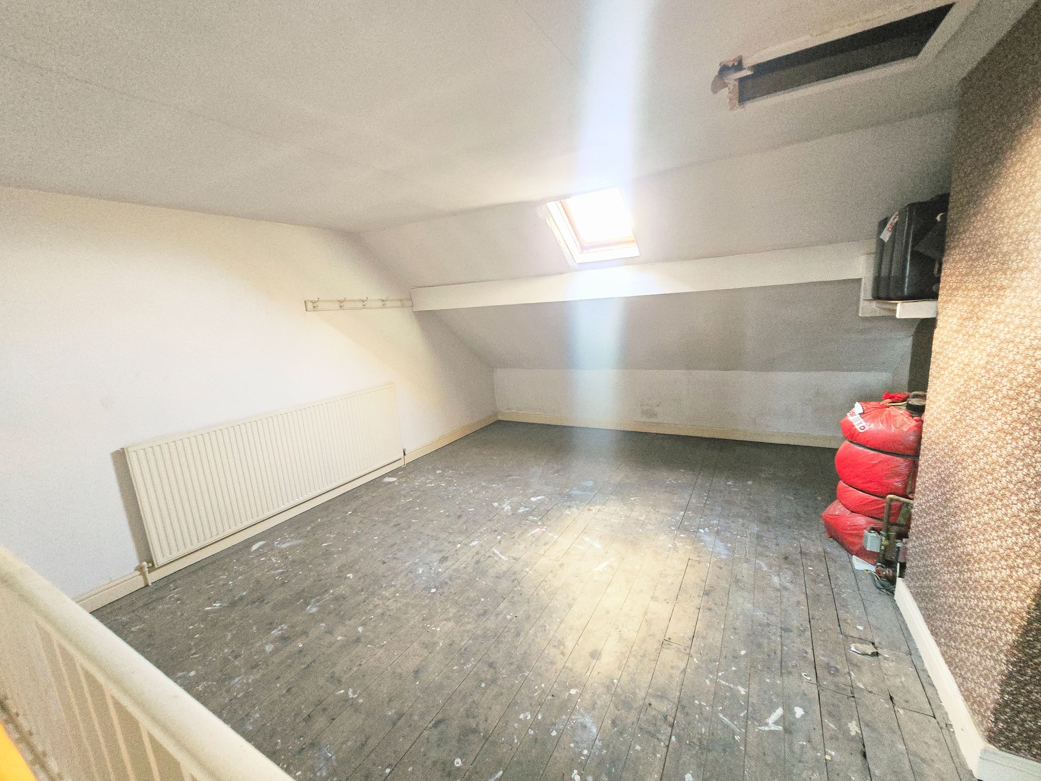  - Bedroom 3 Picture 1