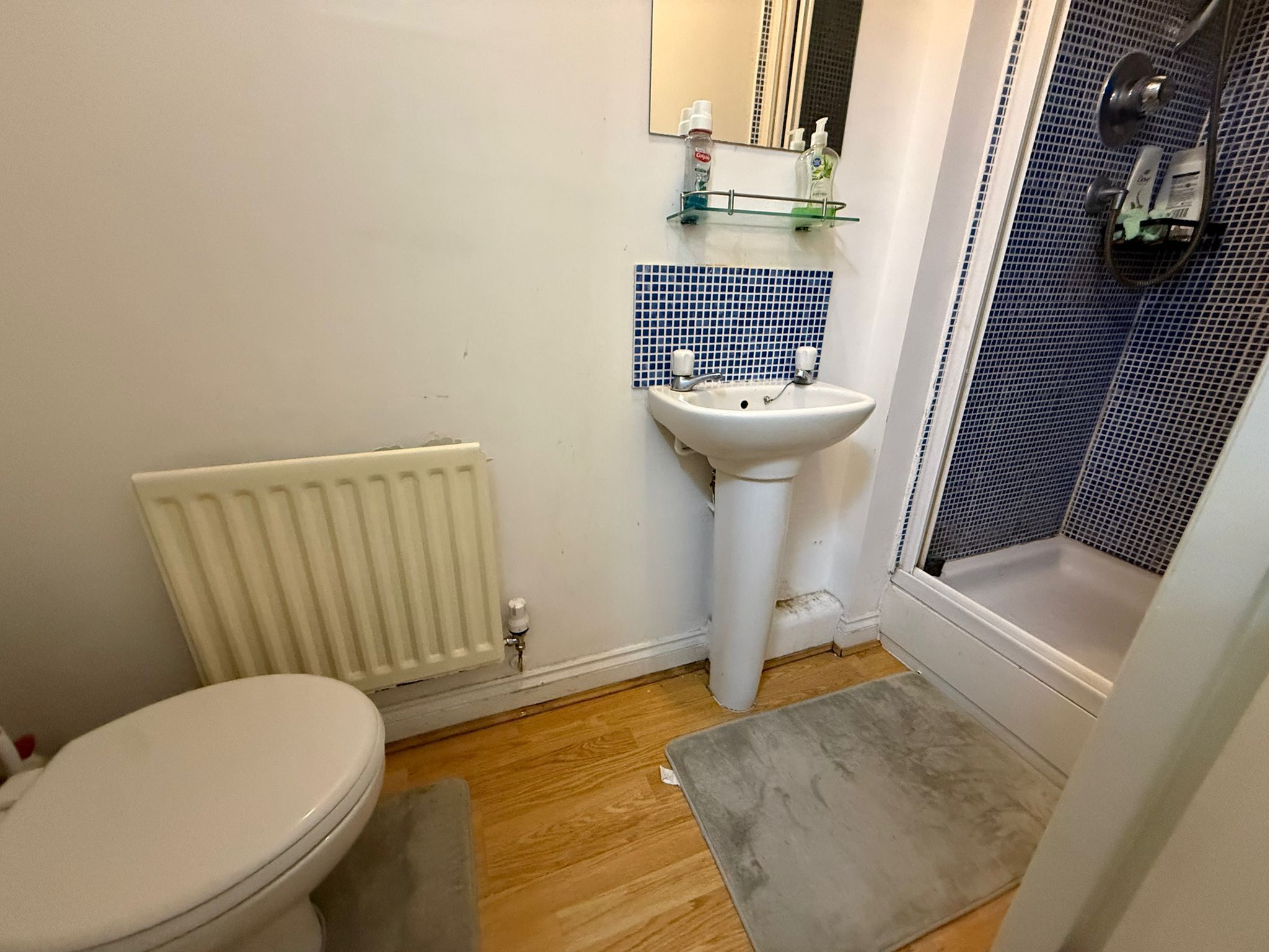 1 bedroom bedsit flat/apartment To Let in Bradford - Property photograph.