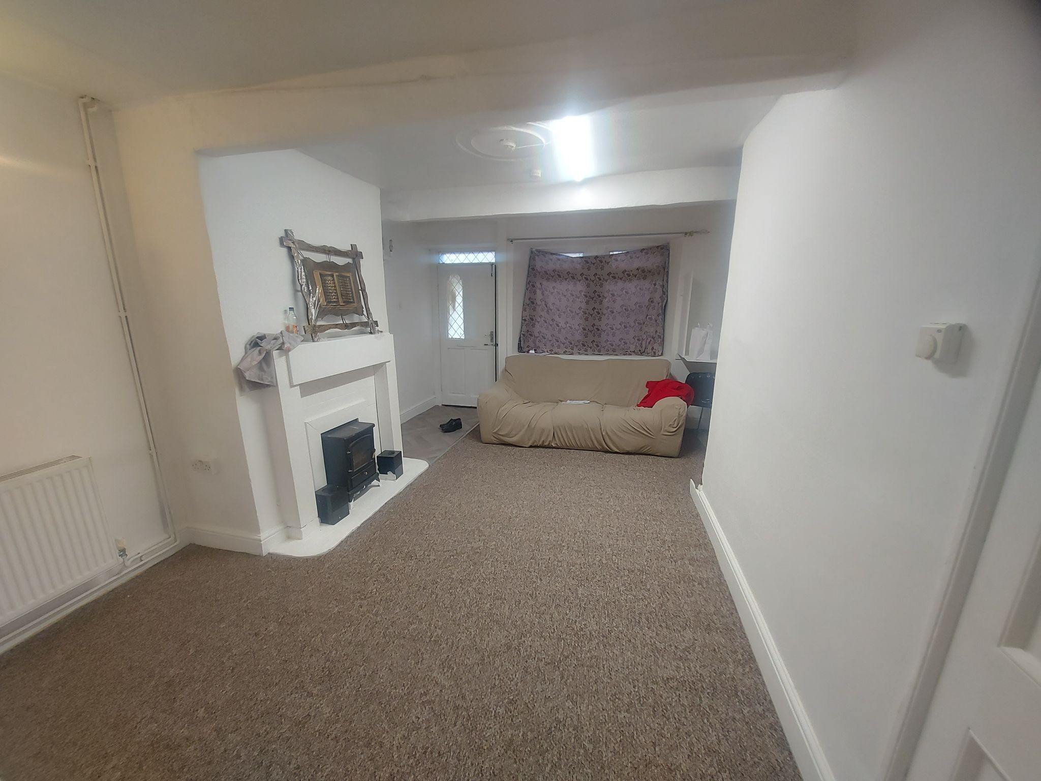 2 bedroom end terraced house To Let in Bradford - Property photograph.