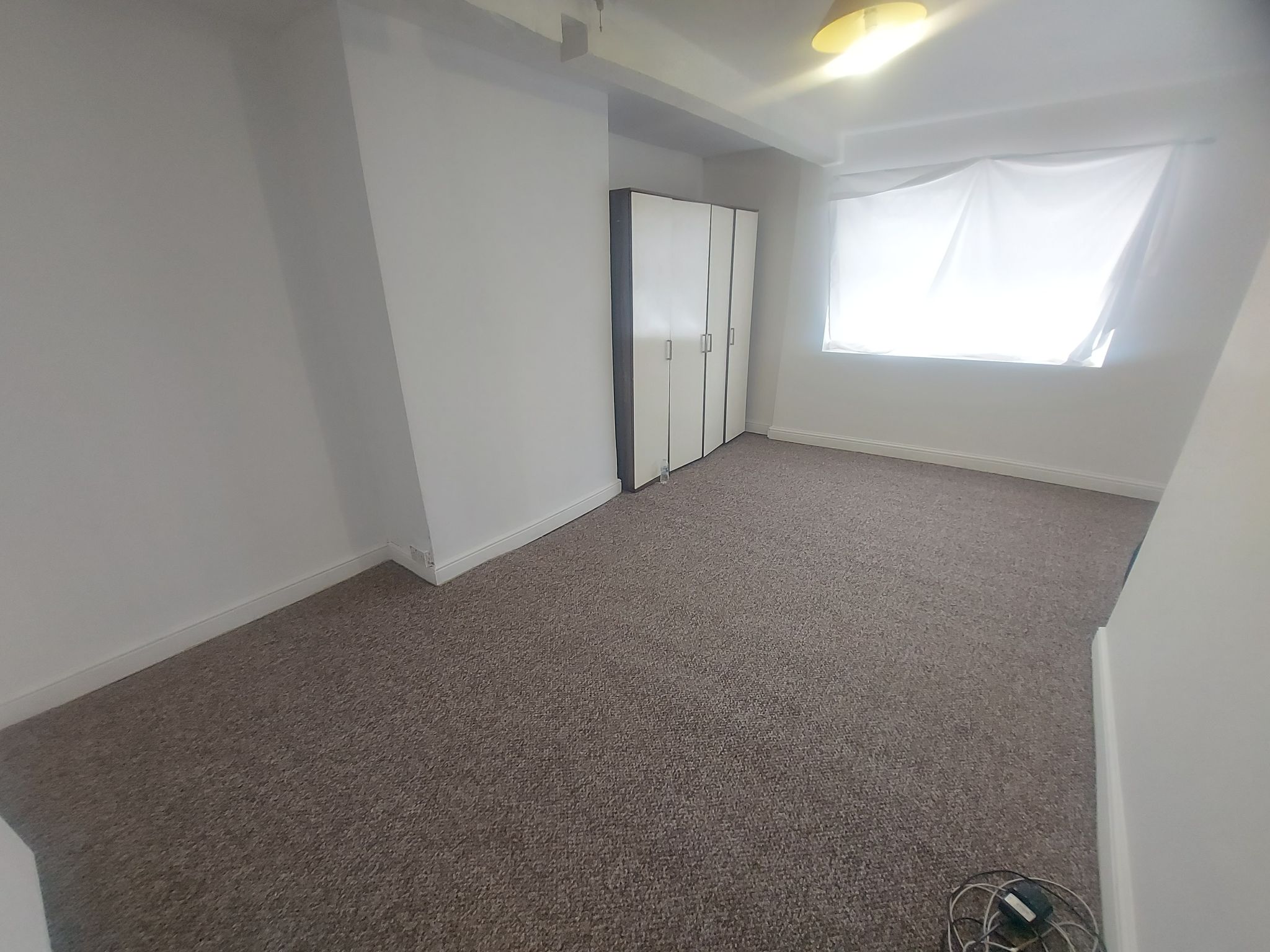 2 bedroom end terraced house To Let in Bradford - Property photograph.