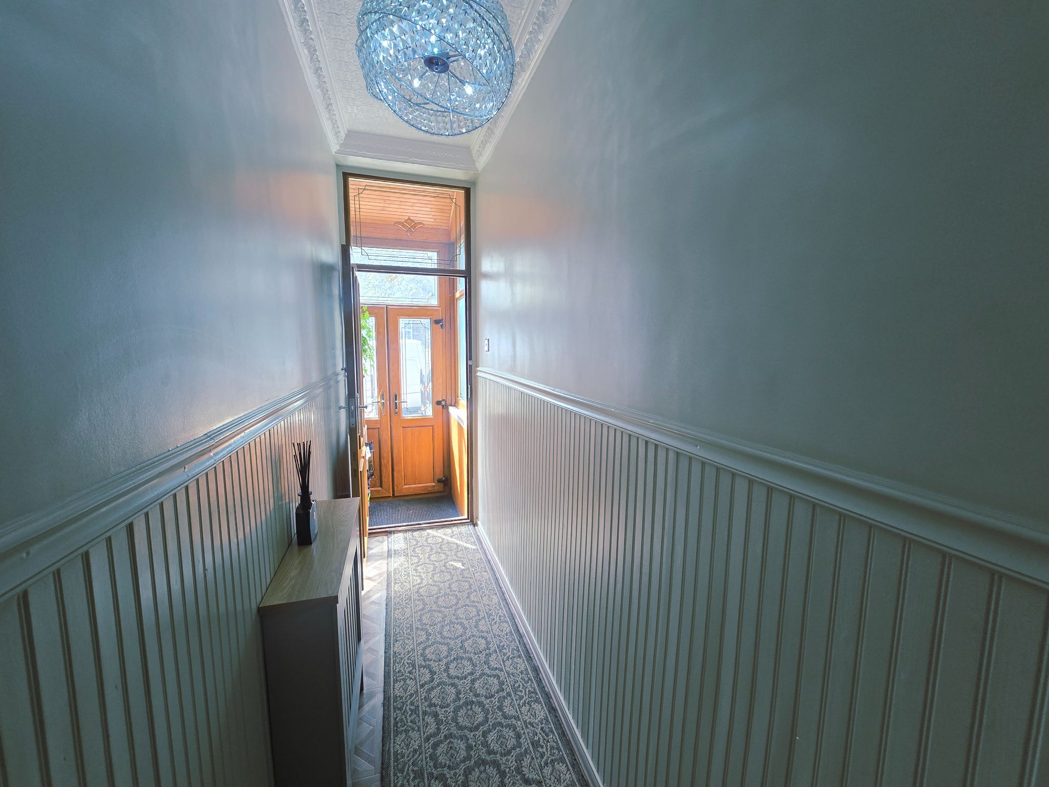 4 bedroom mid terraced house For Sale in Bradford - Property photograph.