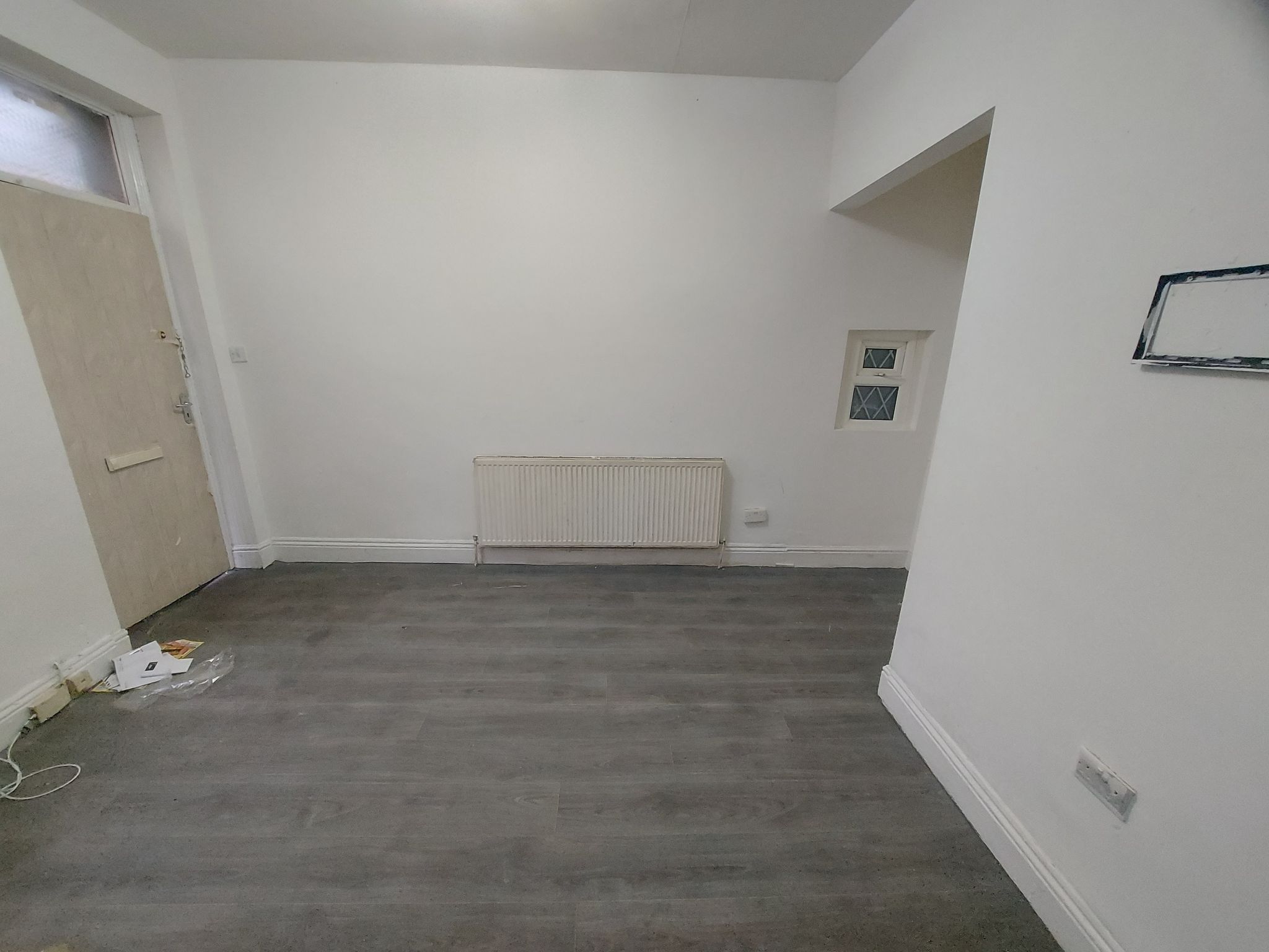 2 bedroom mid terraced house For Sale in Bradford - Property photograph.