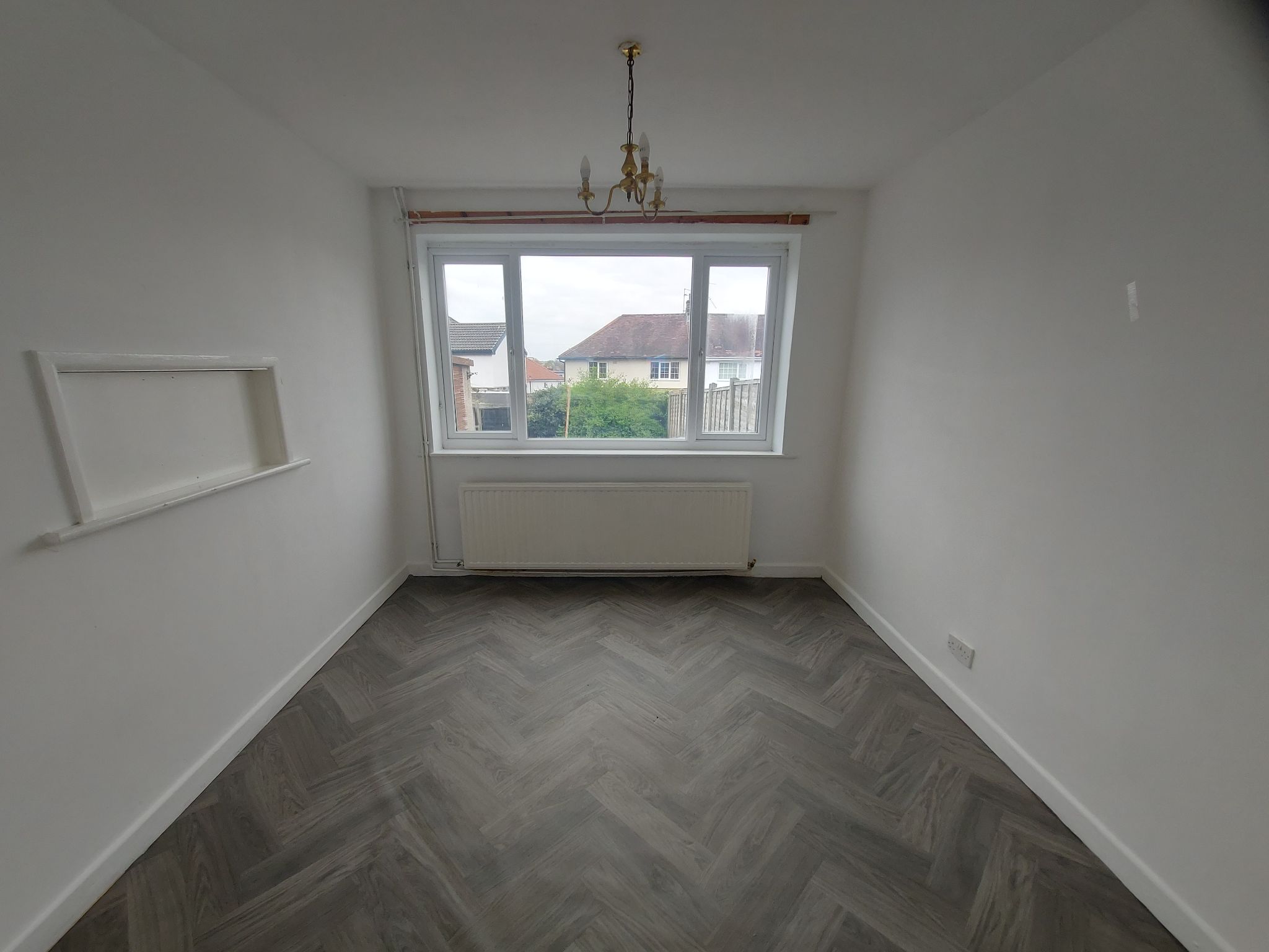 3 bedroom semi-detached house To Let in Bradford - Property photograph.