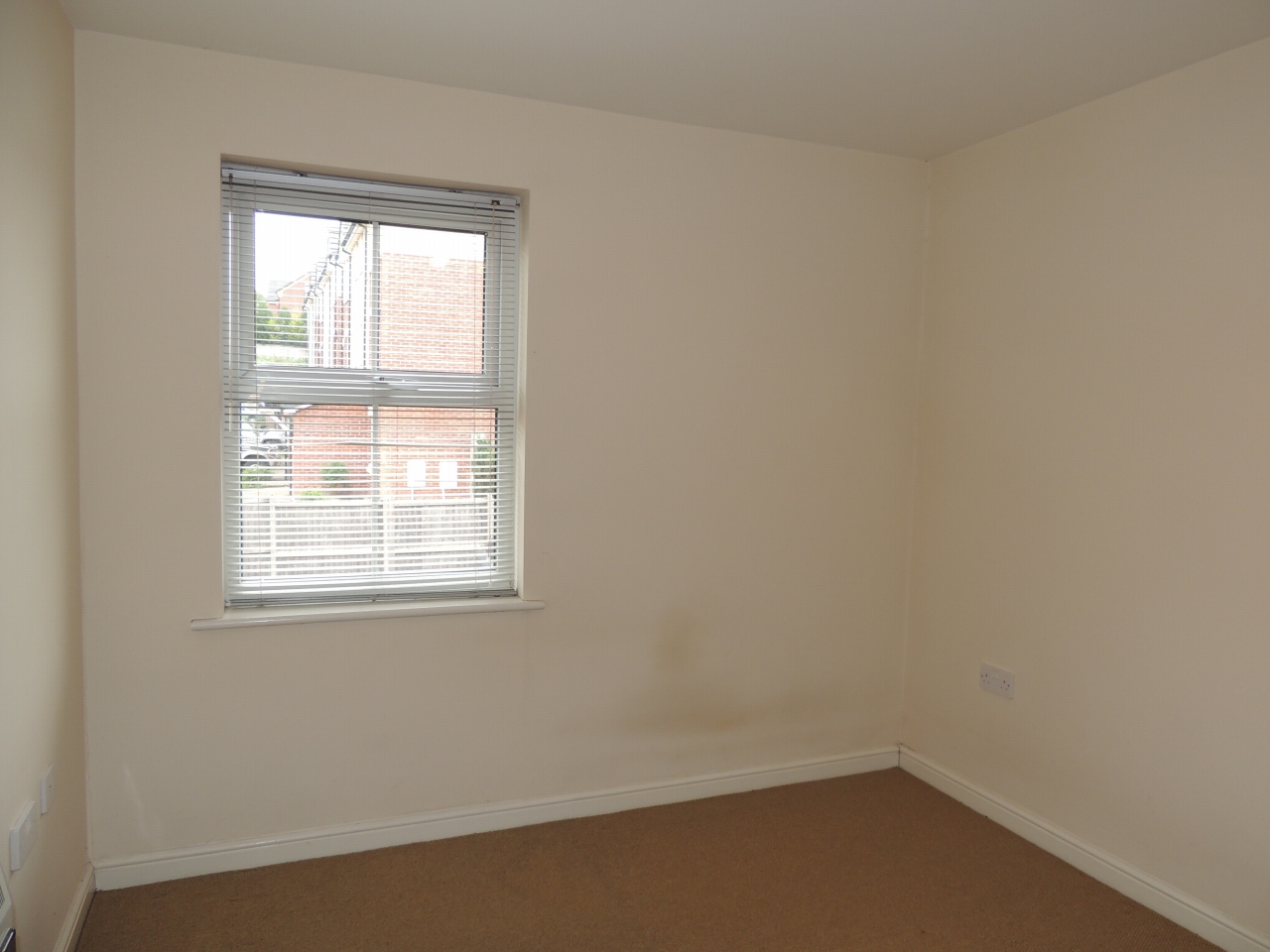 2 bedroom apartment flat/apartment Let in Chorley - Property photograph