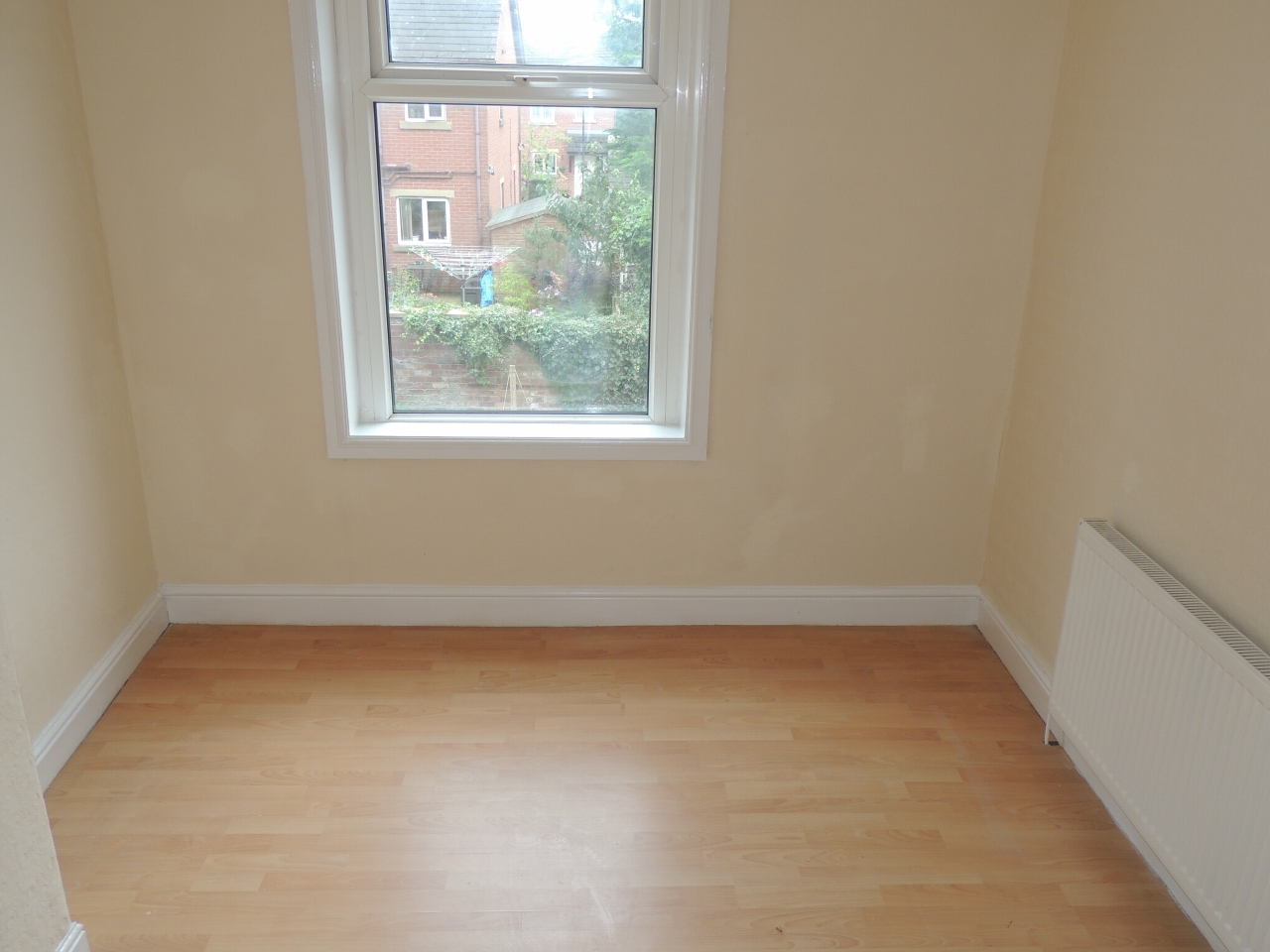 3 bedroom mid terraced house To Let in Chorley - bedroom2