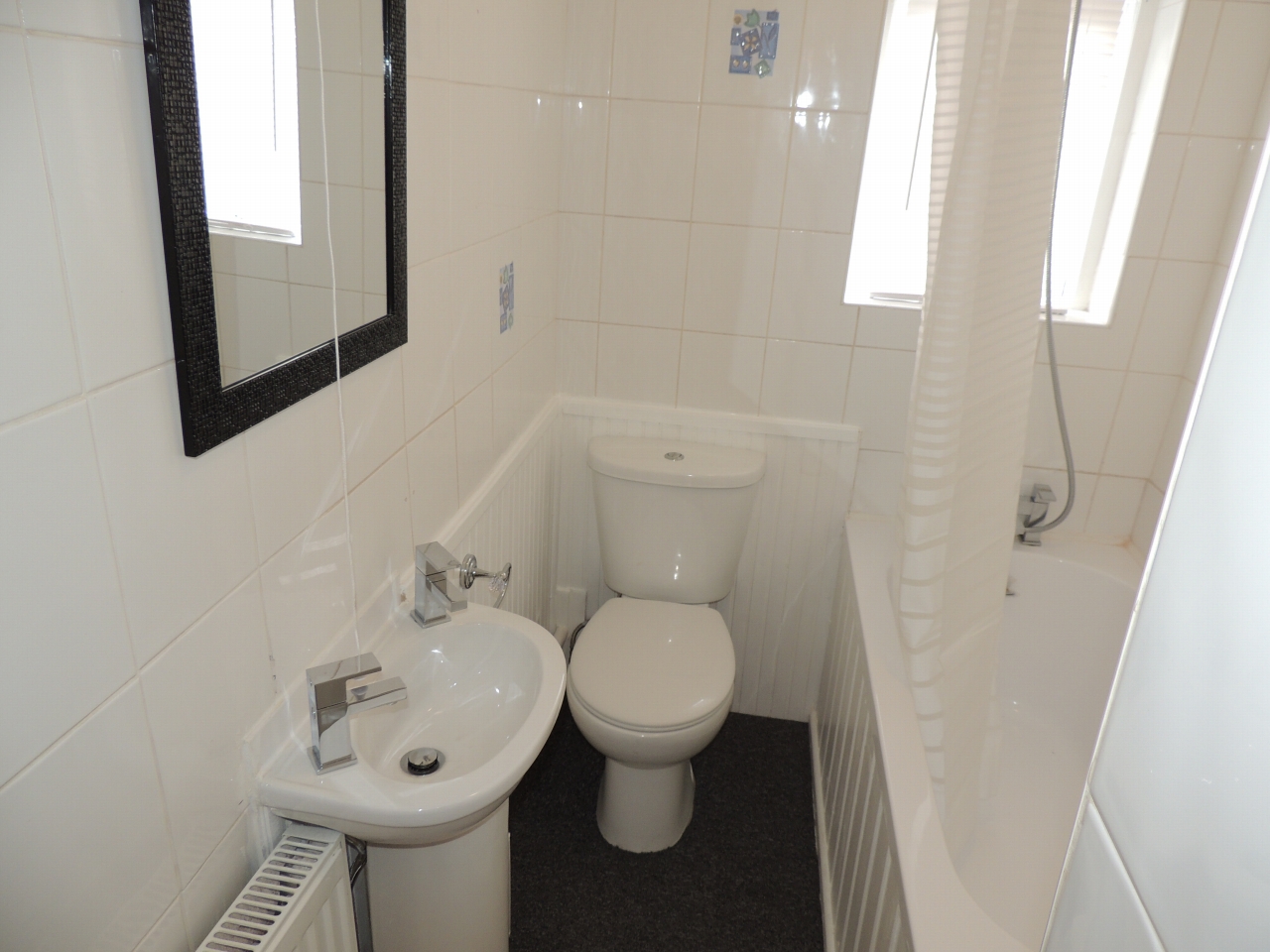 3 bedroom mid terraced house To Let in Chorley - bathroom