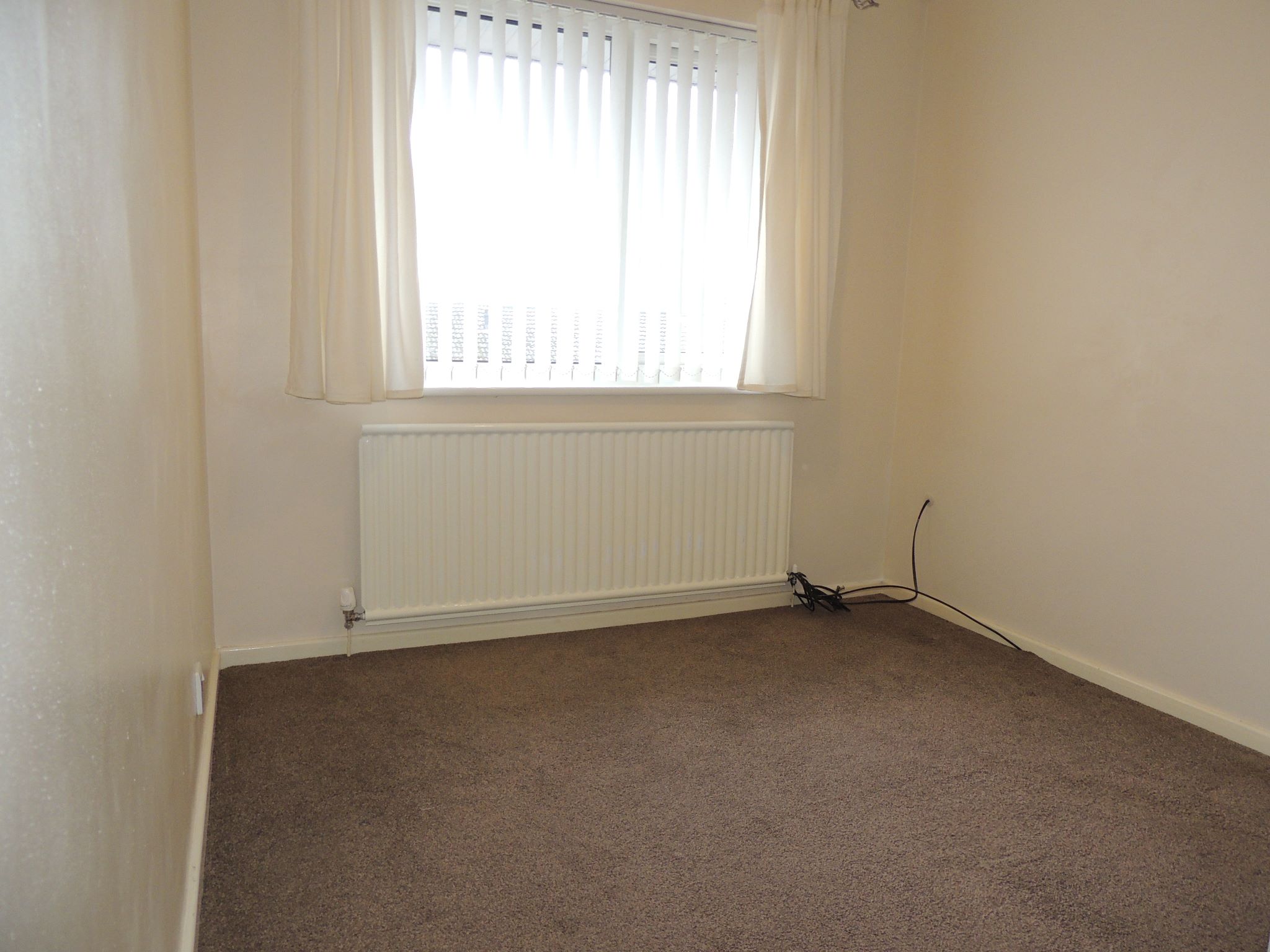 3 bedroom semi-detached house Let in Wigan - Third bedroom