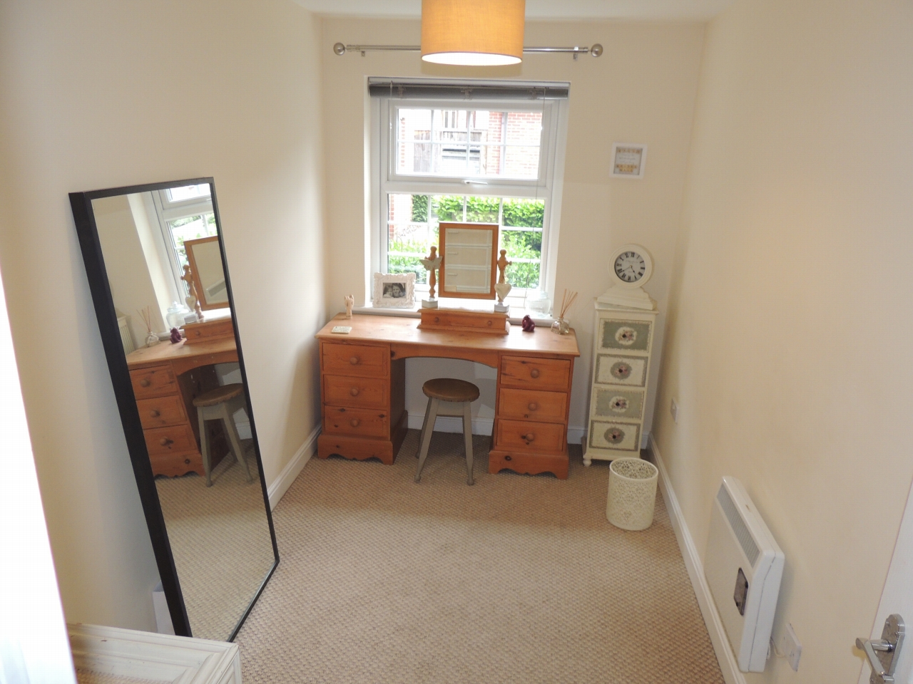 2 bedroom apartment flat/apartment Let in Chorley - Photograph 4