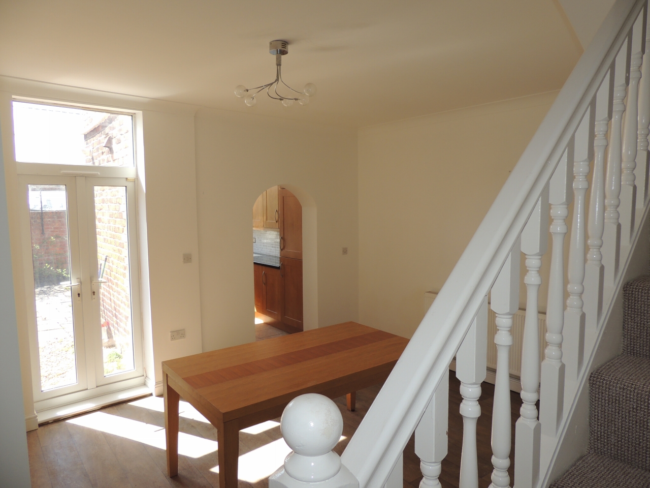 2 bedroom mid terraced house Let in Wigan - Photograph 8