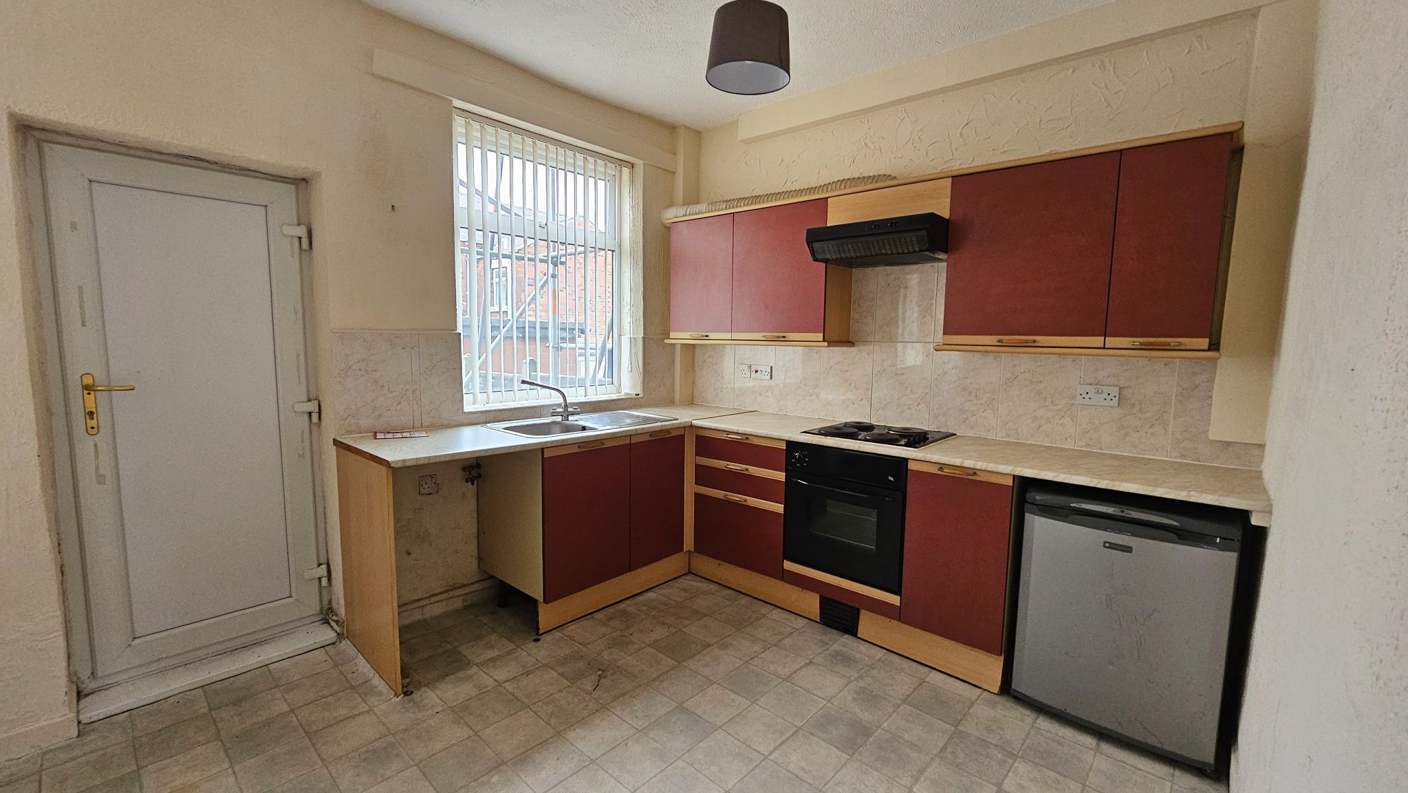 2 bedroom end terraced house To Let in Chorley - kitchen