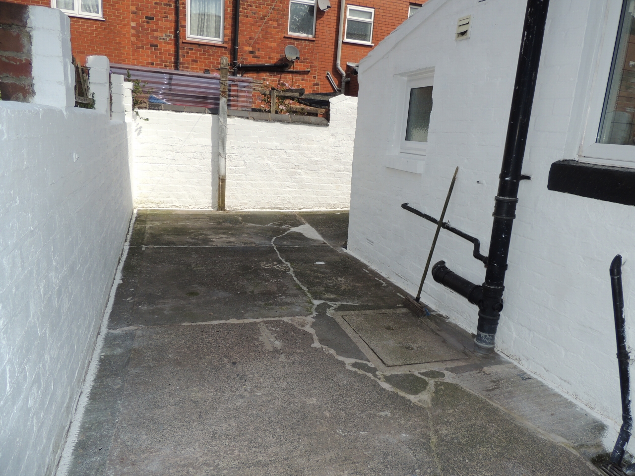 3 bedroom mid terraced house Let Agreed in Chorley - Back yard