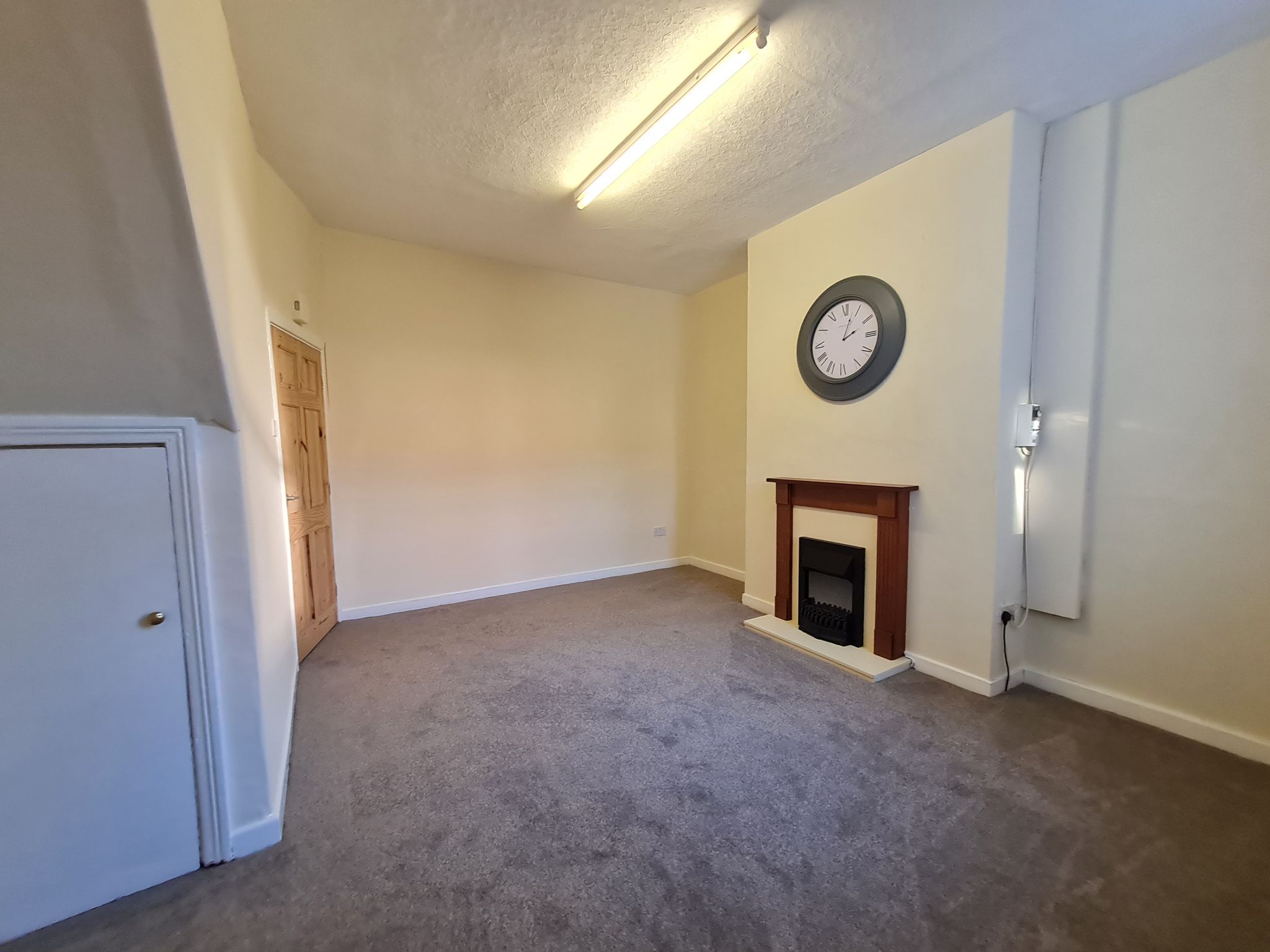 3 bedroom mid terraced house Let Agreed in Chorley - Dinning room