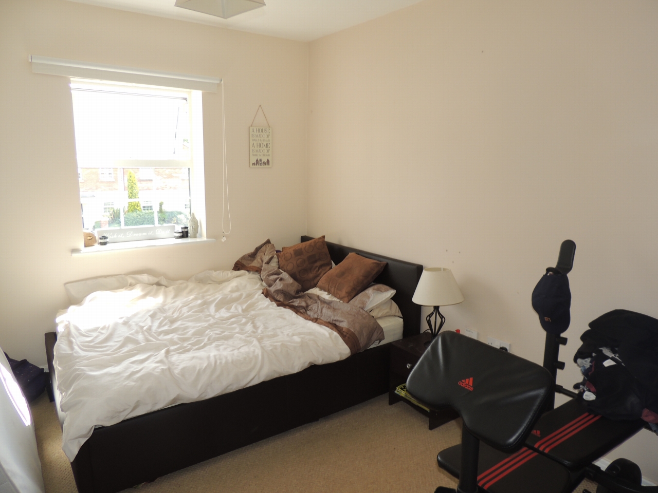2 bedroom apartment flat/apartment Let in Chorley - Bedroom