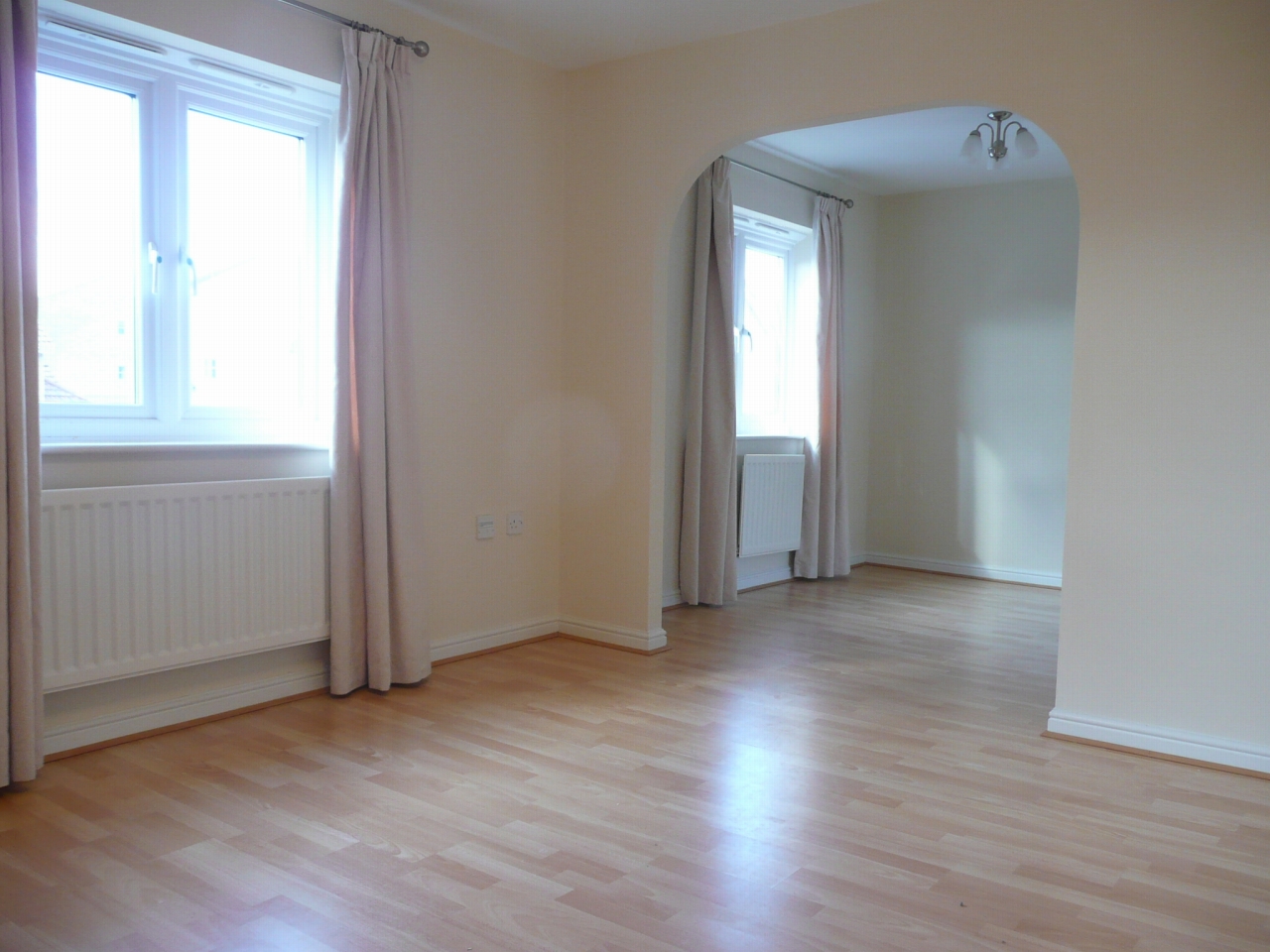 1 bedroom apartment flat/apartment Let in Chorley - Photograph 2