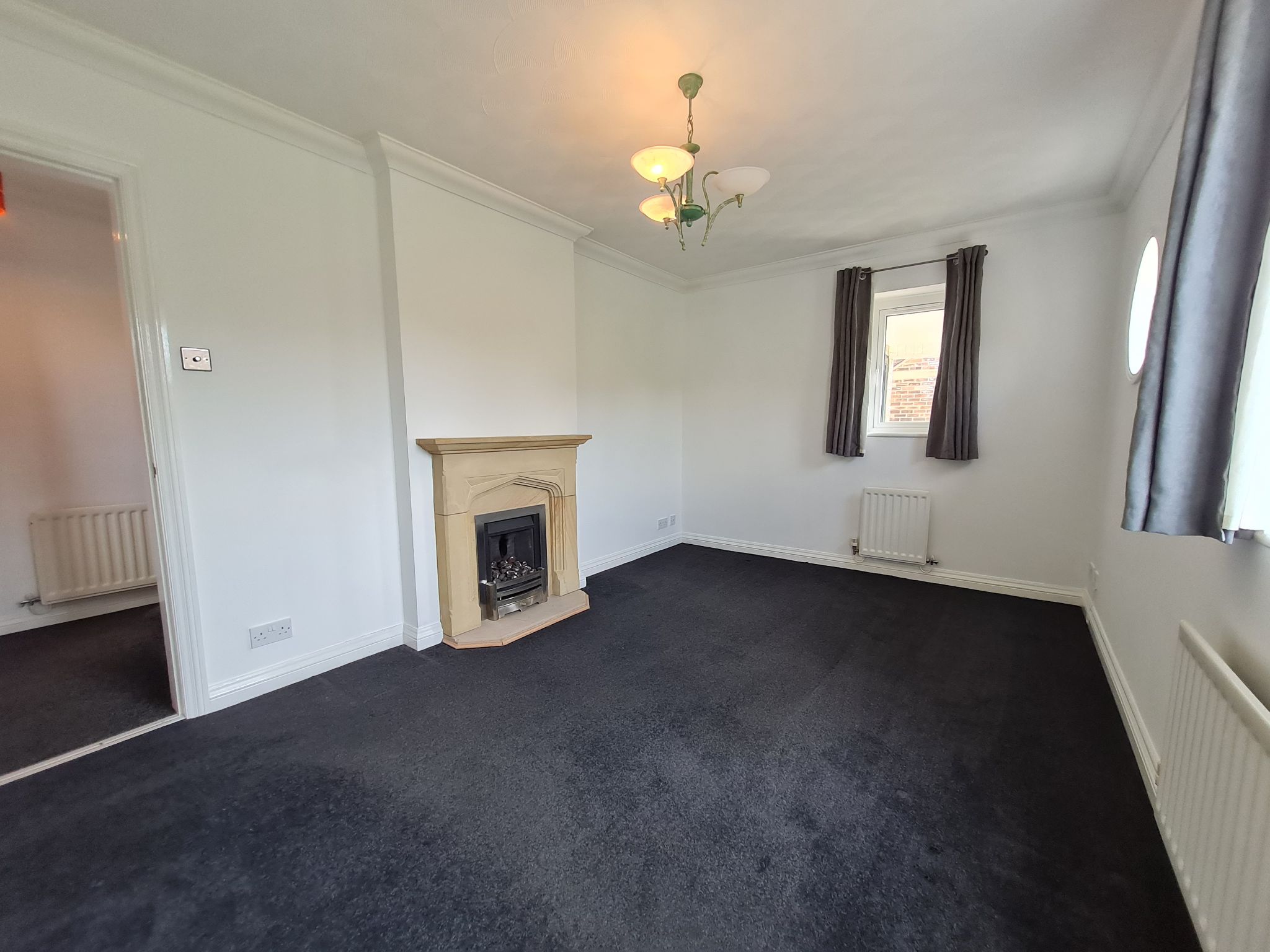 3 bedroom detached house Let in Chorley - Photograph 19