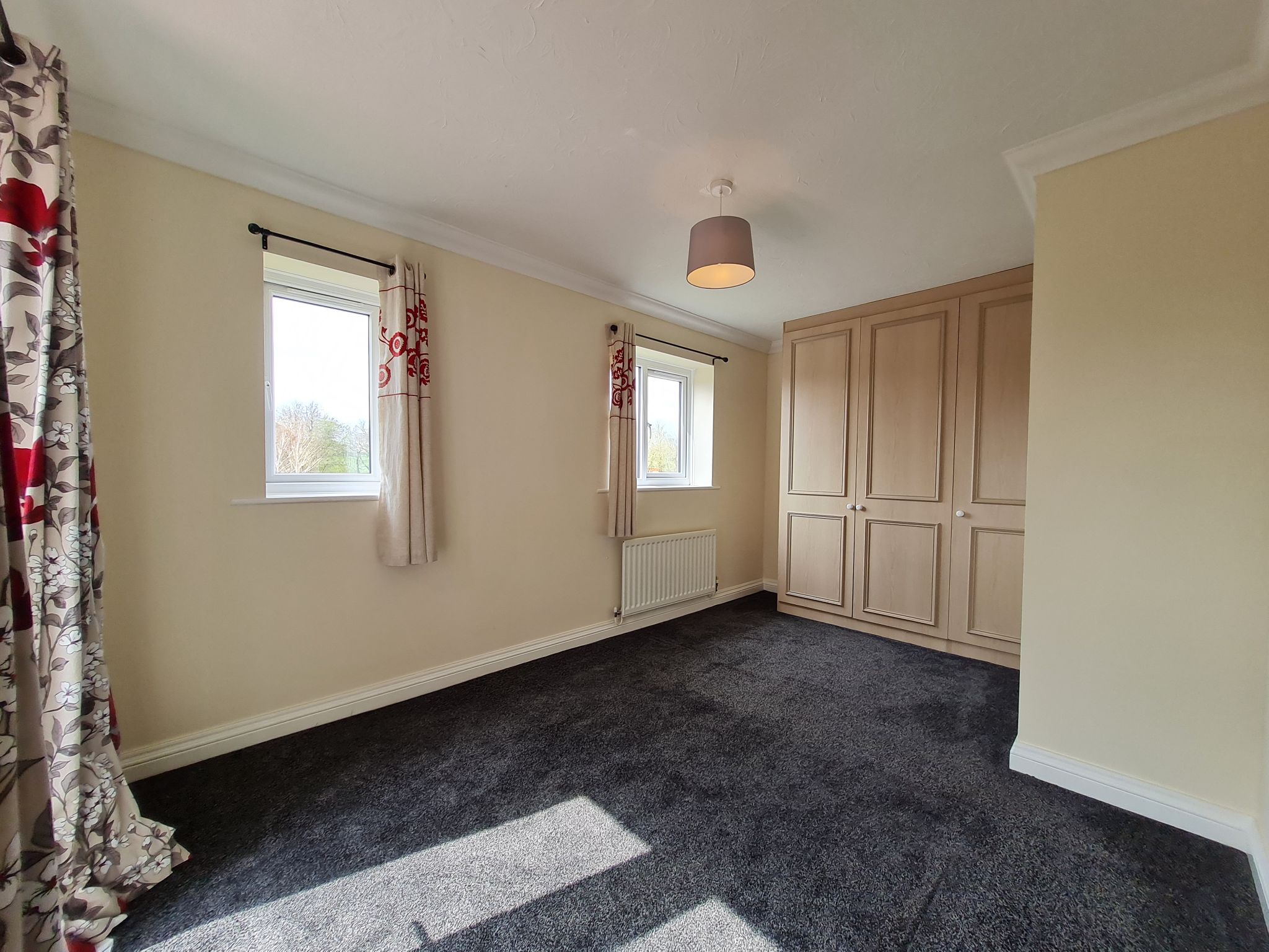 3 bedroom detached house Let in Chorley - Photograph 18
