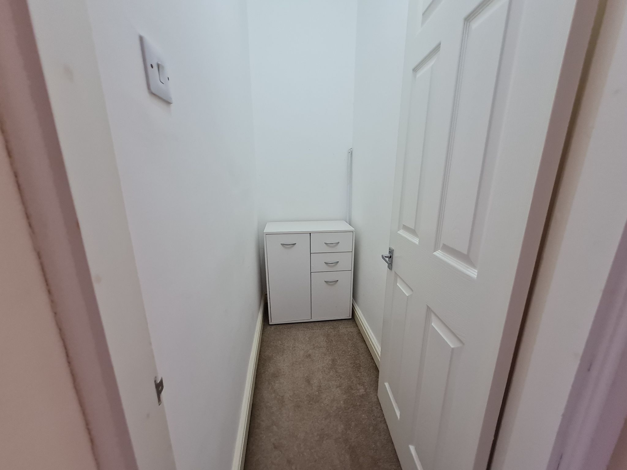 2 bedroom mid terraced house To Let in Chorley - storage