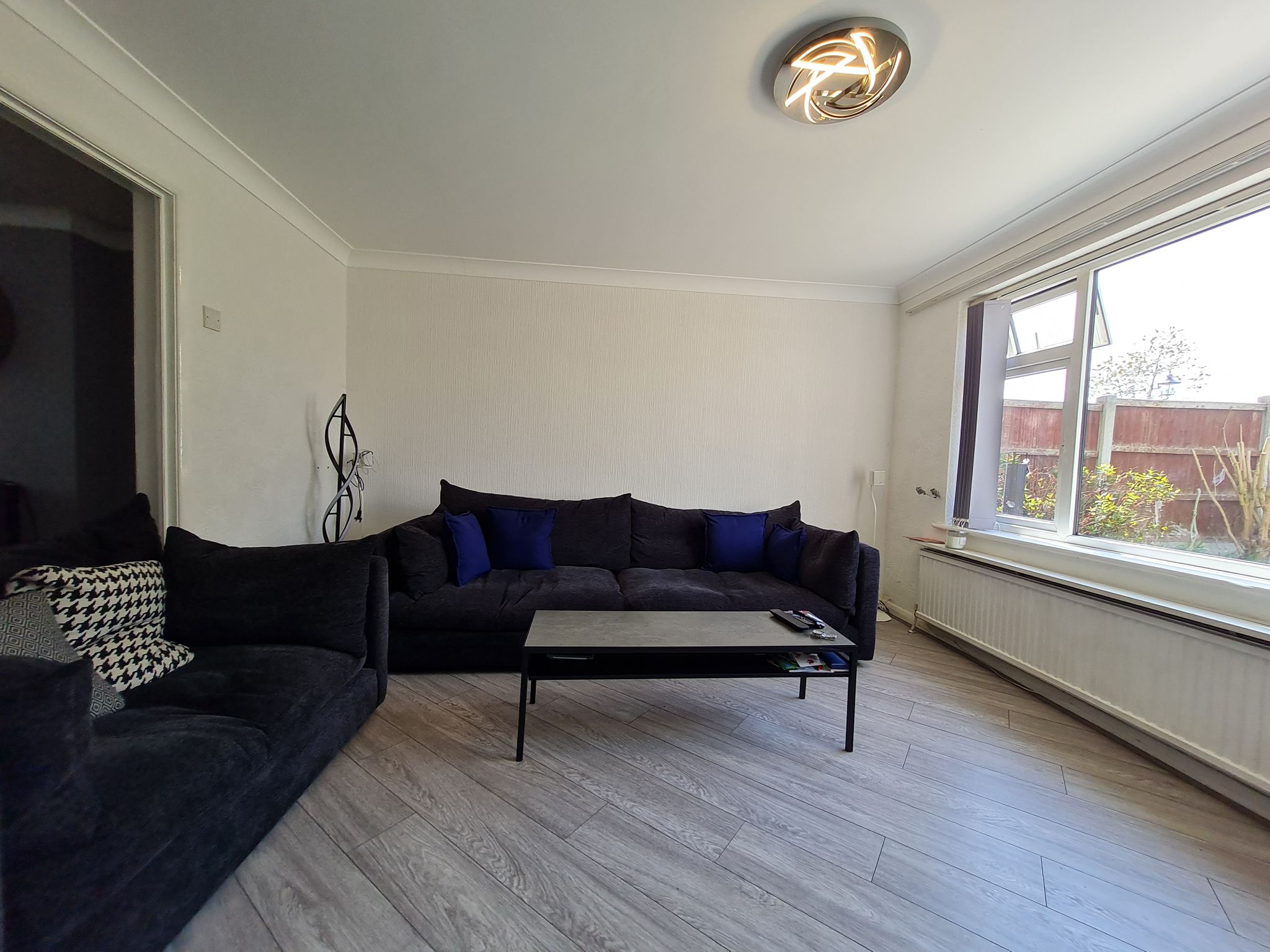 4 bedroom detached house Let in Chorley - Photograph 8