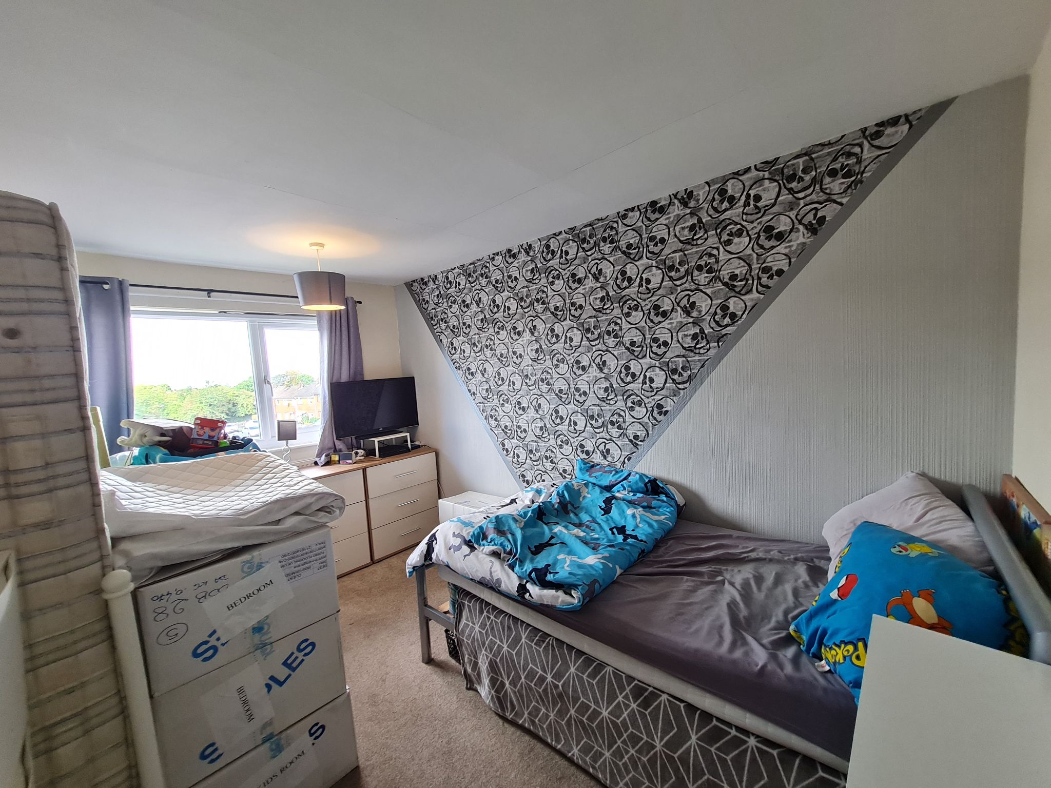 3 bedroom end terraced house Let in Chorley - Bedroom