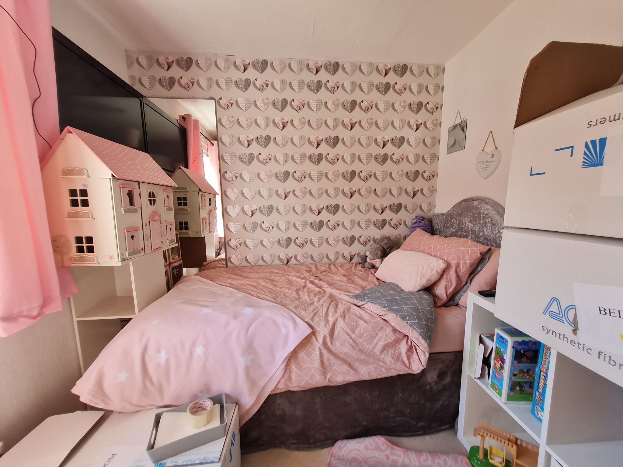 3 bedroom end terraced house Let in Chorley - bedroom