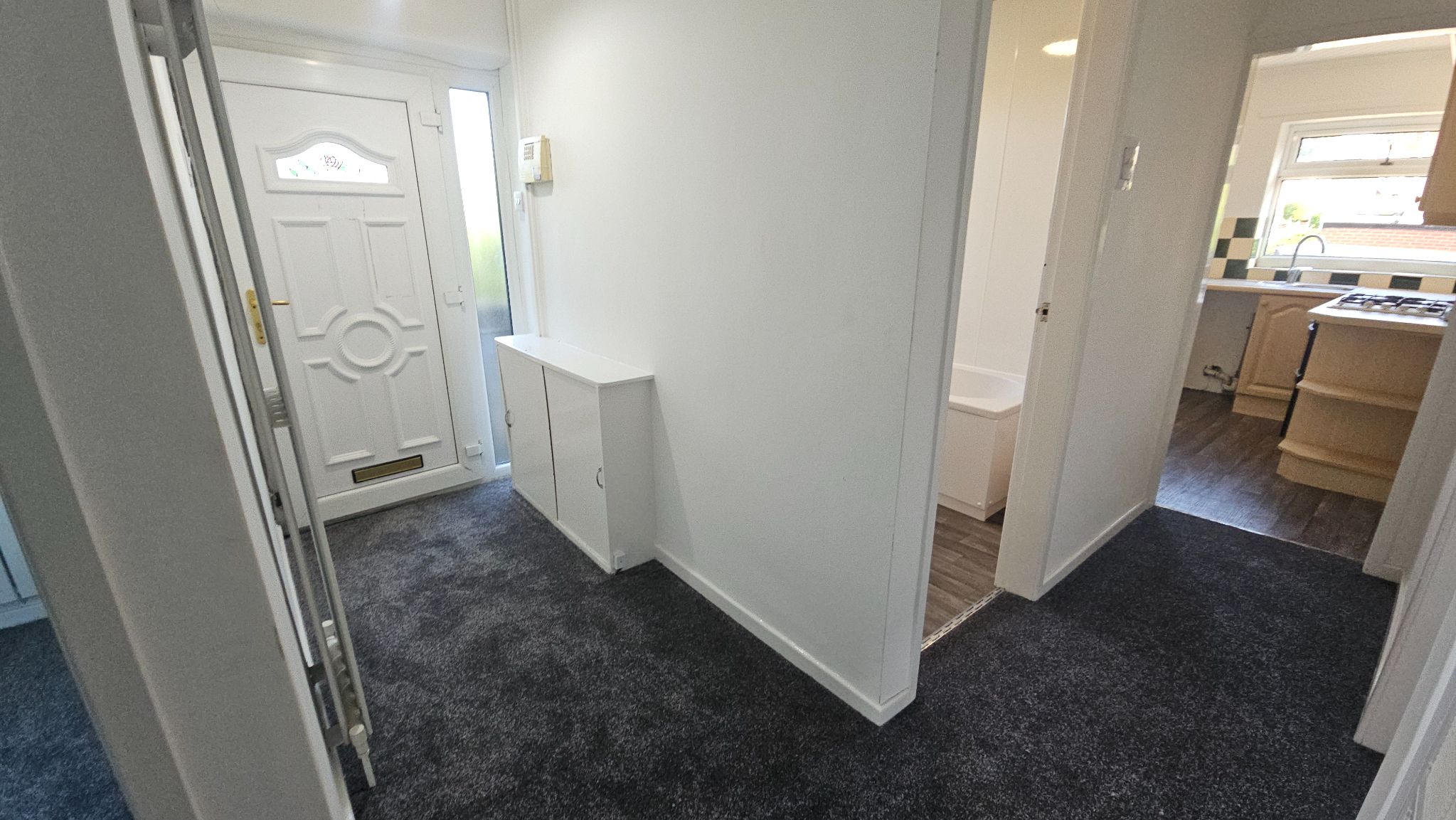 3 bedroom semi-detached bungalow To Let in Chorley - hallway