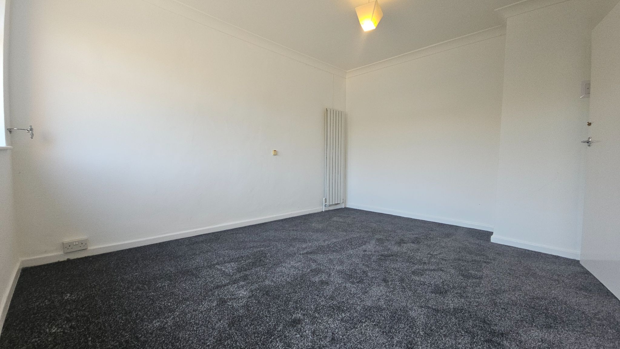 3 bedroom semi-detached bungalow To Let in Chorley - mater bedroom