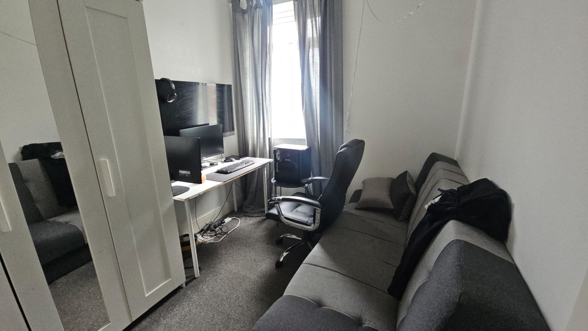 2 bedroom cottage house To Let in Chorley - second bedroom