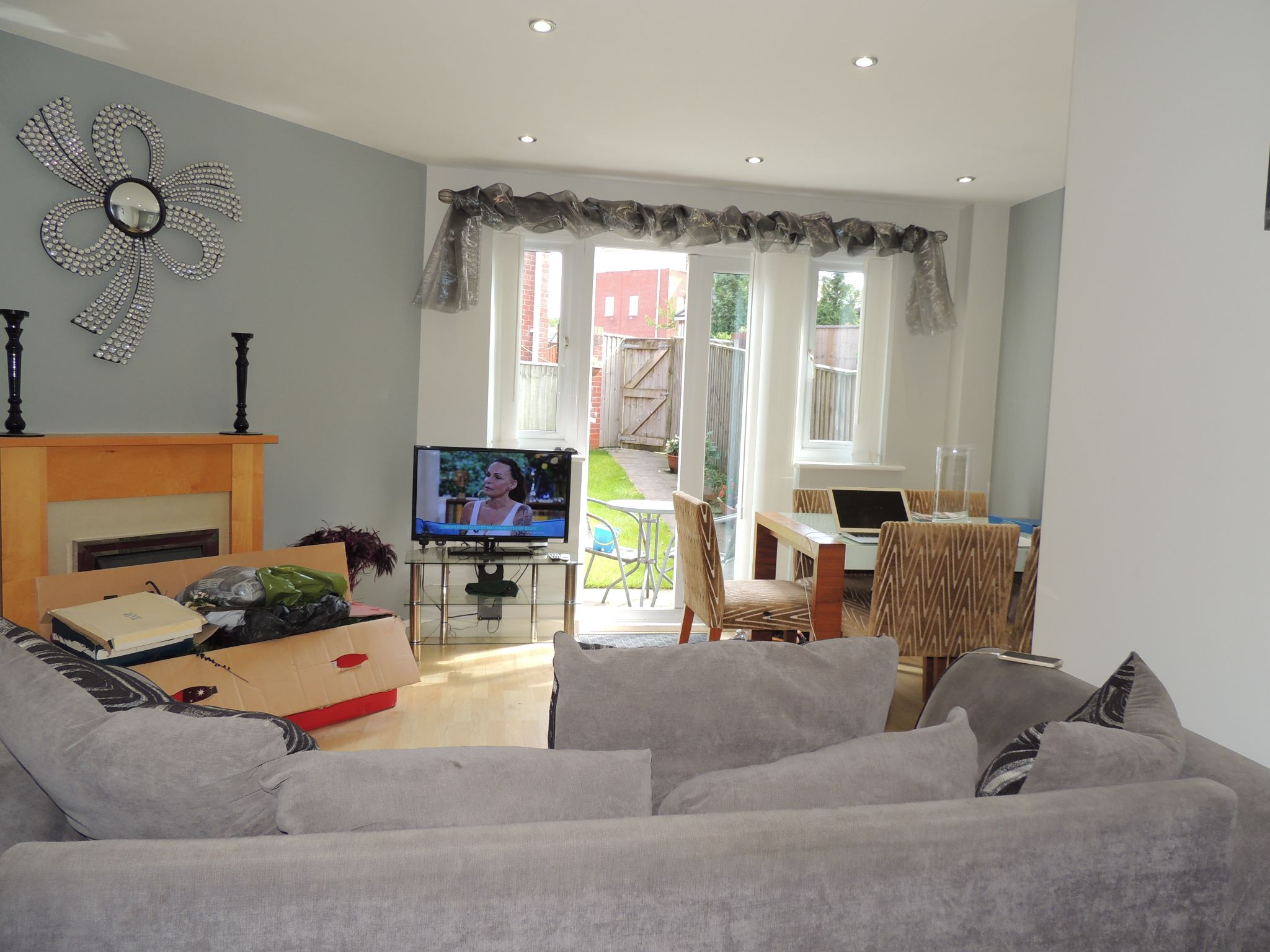 2 bedroom apartment flat/apartment Let in Chorley - Lounge