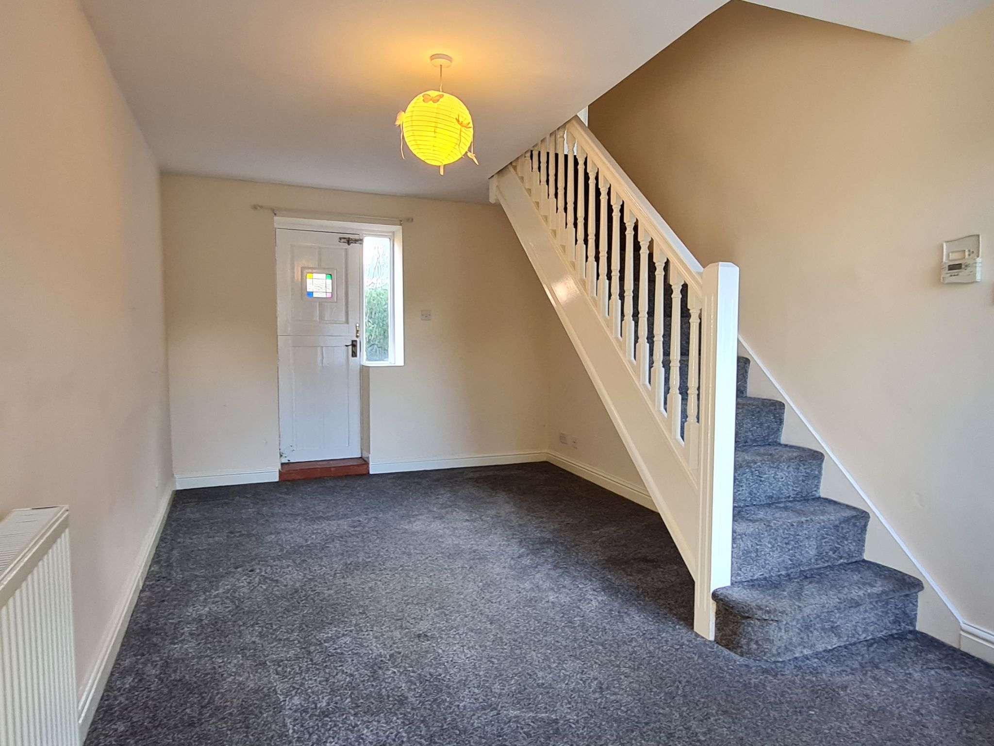 2 bedroom cottage house To Let in Chorley - Property photograph