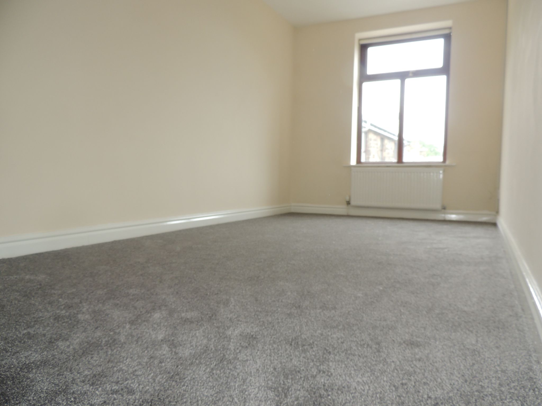 2 bedroom cottage house To Let in Chorley - Main bedroom