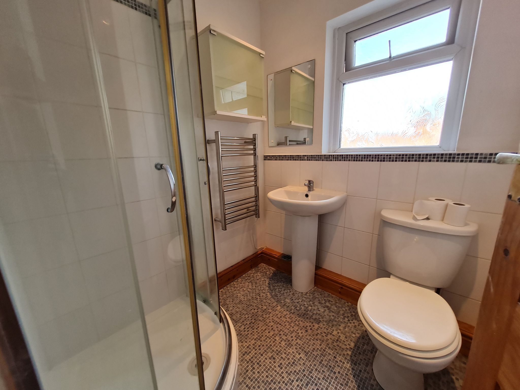 1 bedroom apartment flat/apartment Let in Chorley - Photograph 9