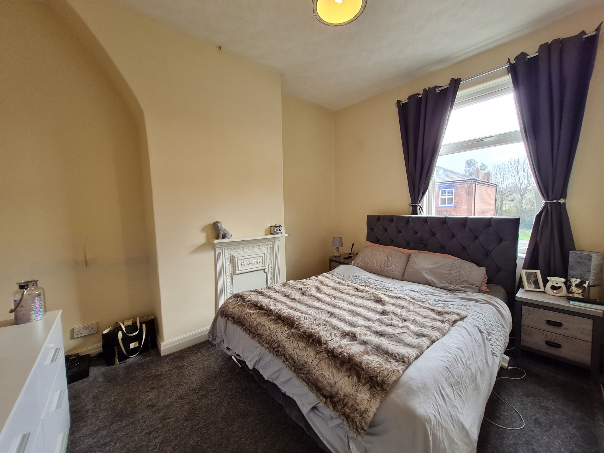3 bedroom mid terraced house Let in Chorley - bedroom