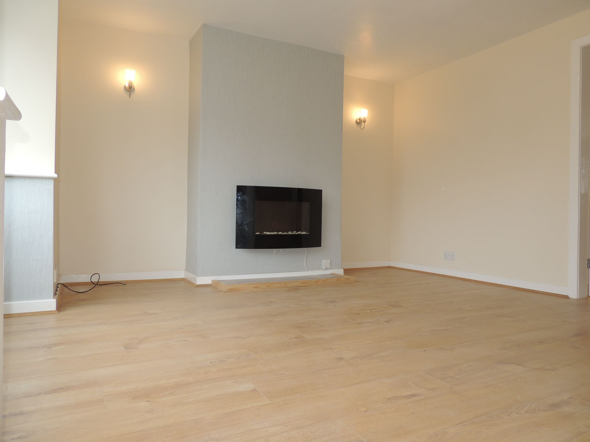 3 bedroom detached house Let in Chorley - Lounge