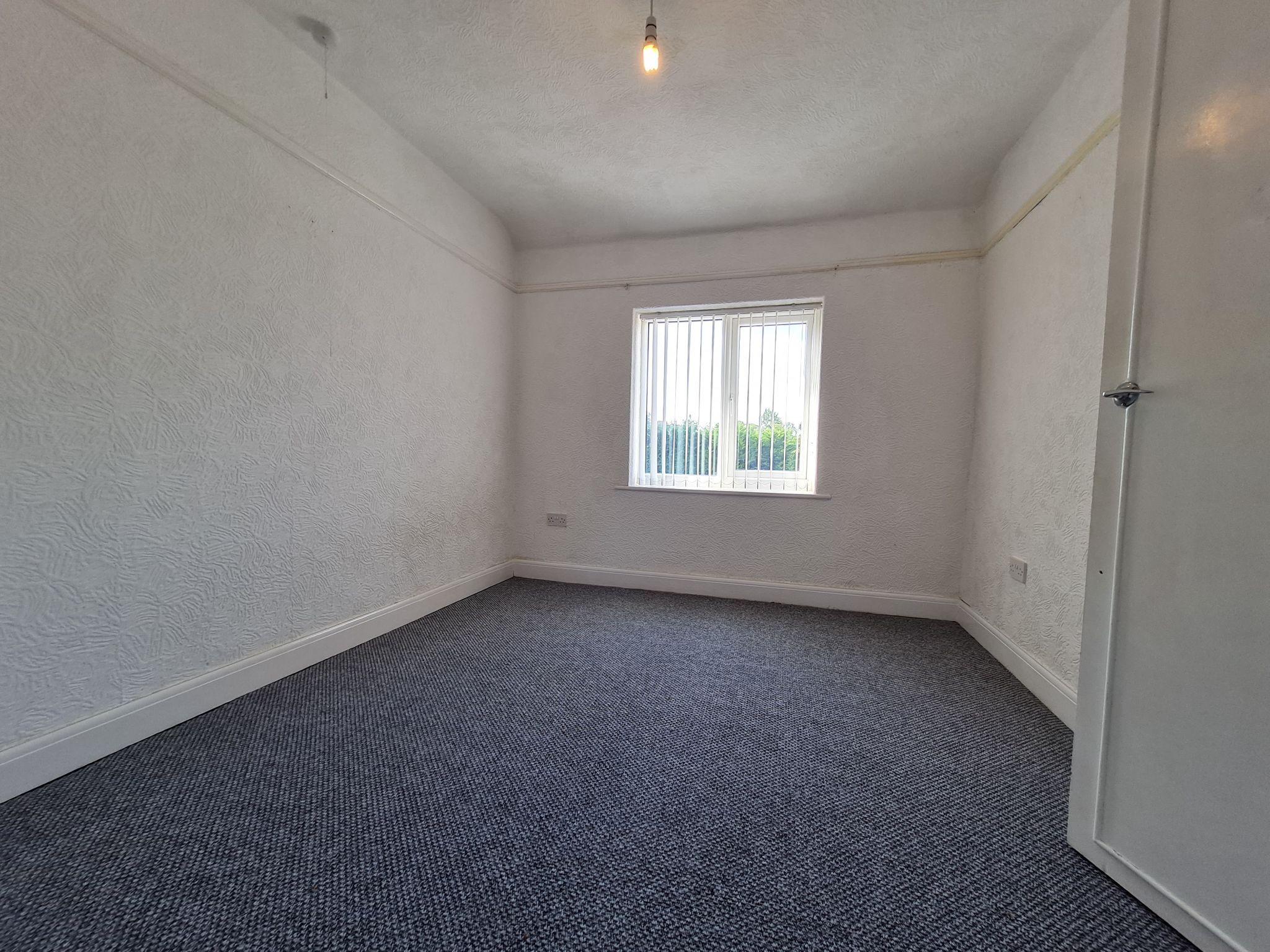 3 bedroom semi-detached house Let Agreed in Chorley - Bedrrom 2
