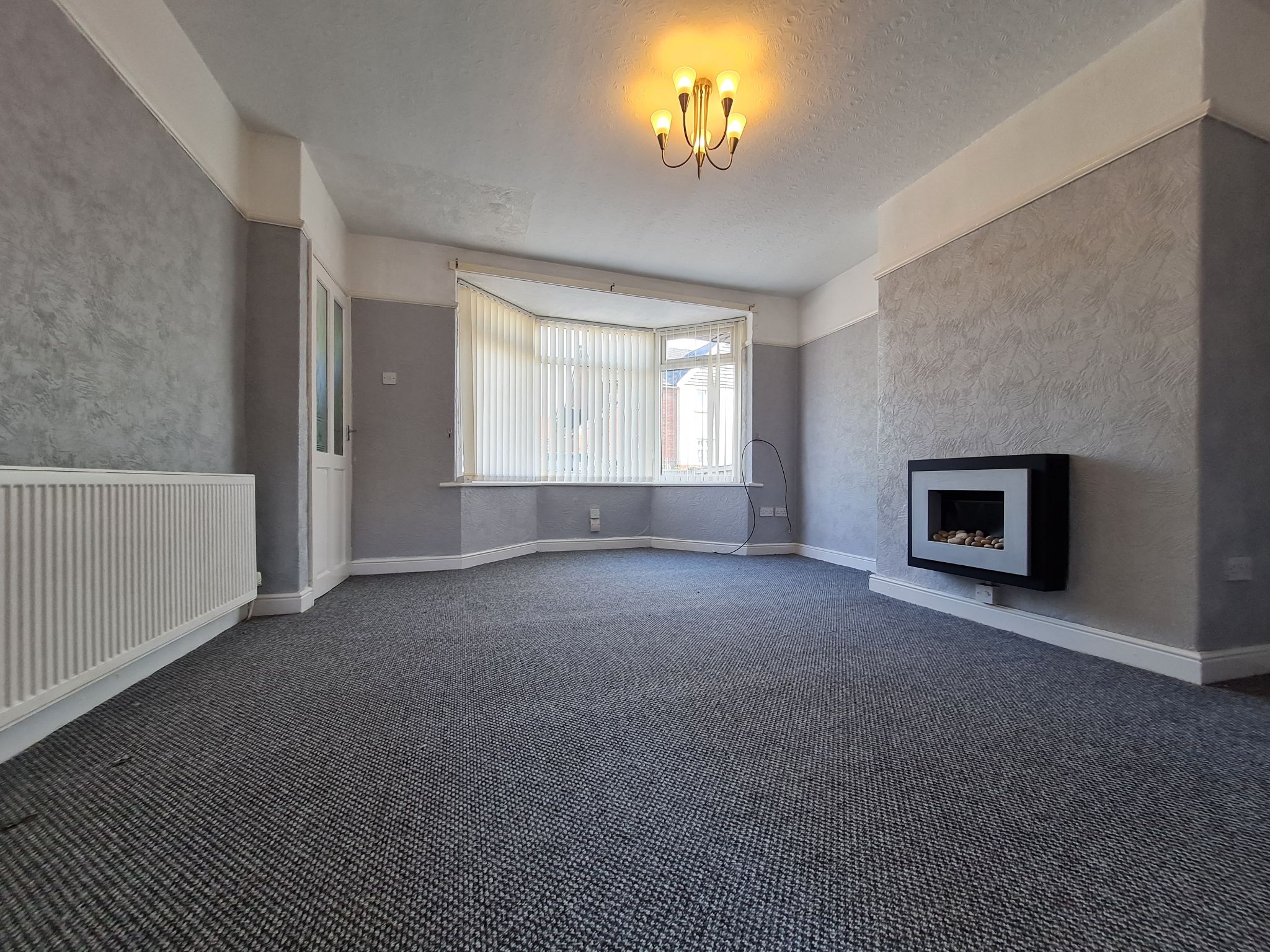 3 bedroom semi-detached house Let Agreed in Chorley - Lounge