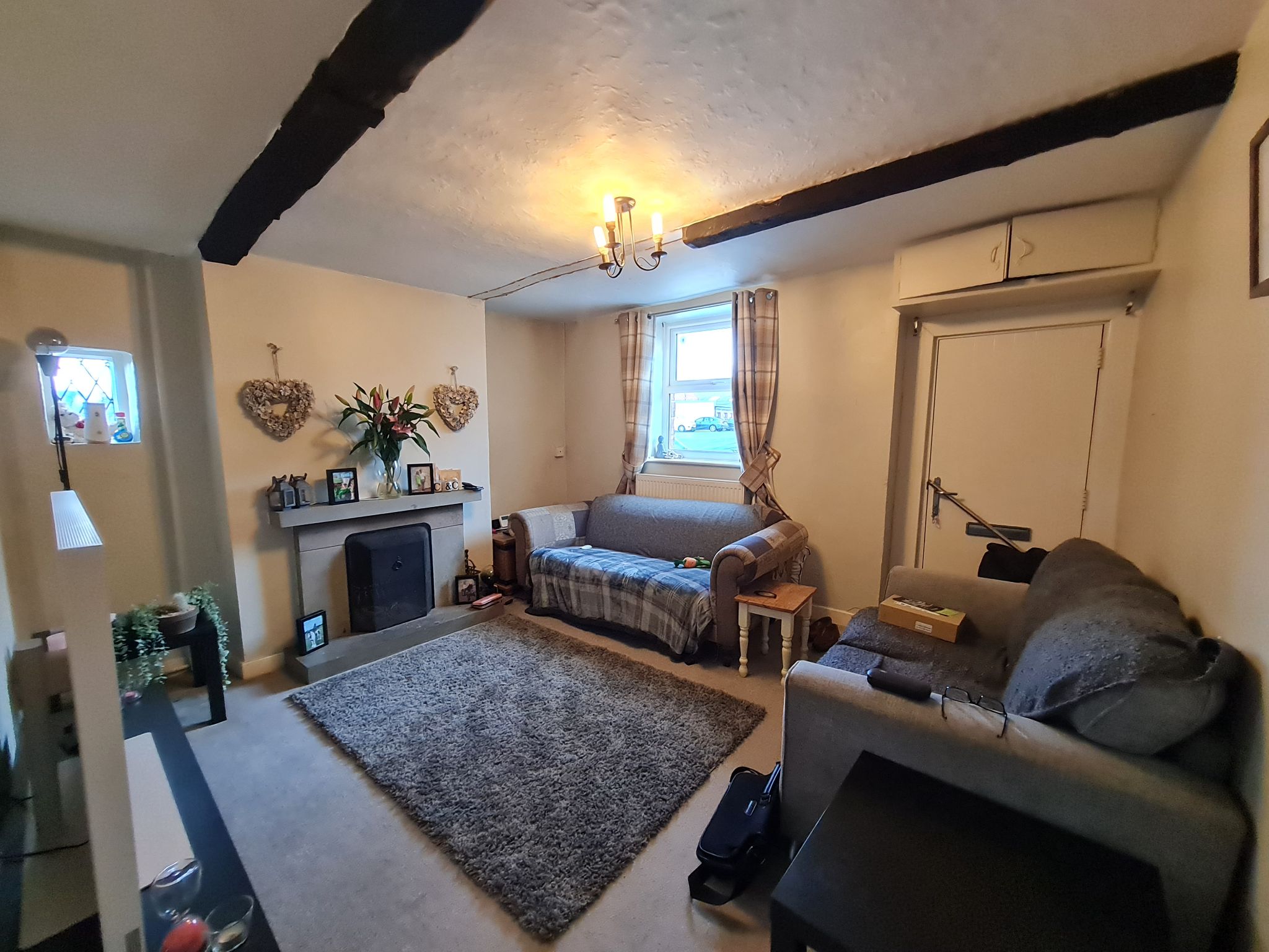 2 bedroom cottage house To Let in Chorley - Property photograph